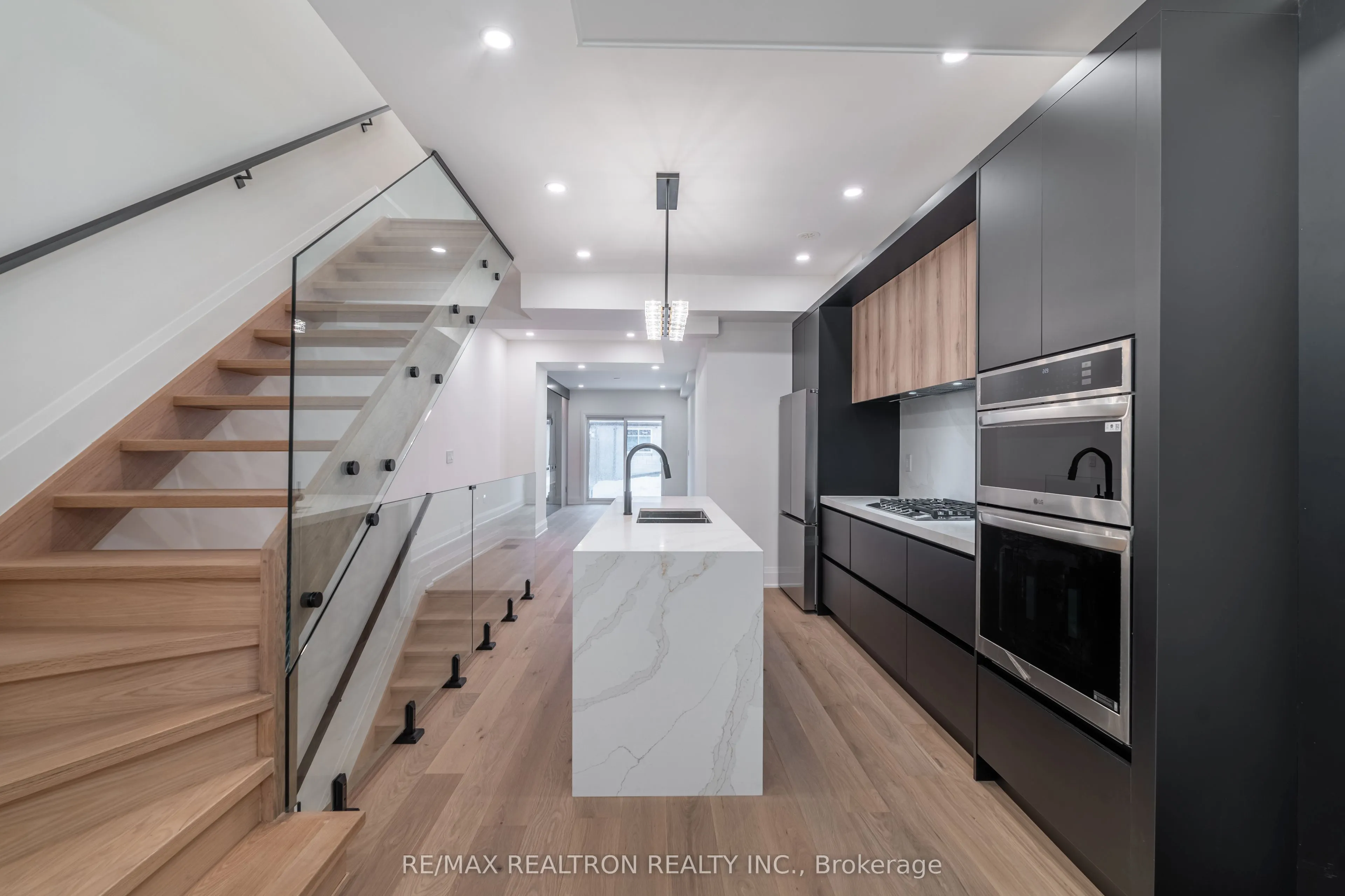 283 Euclid Avenue