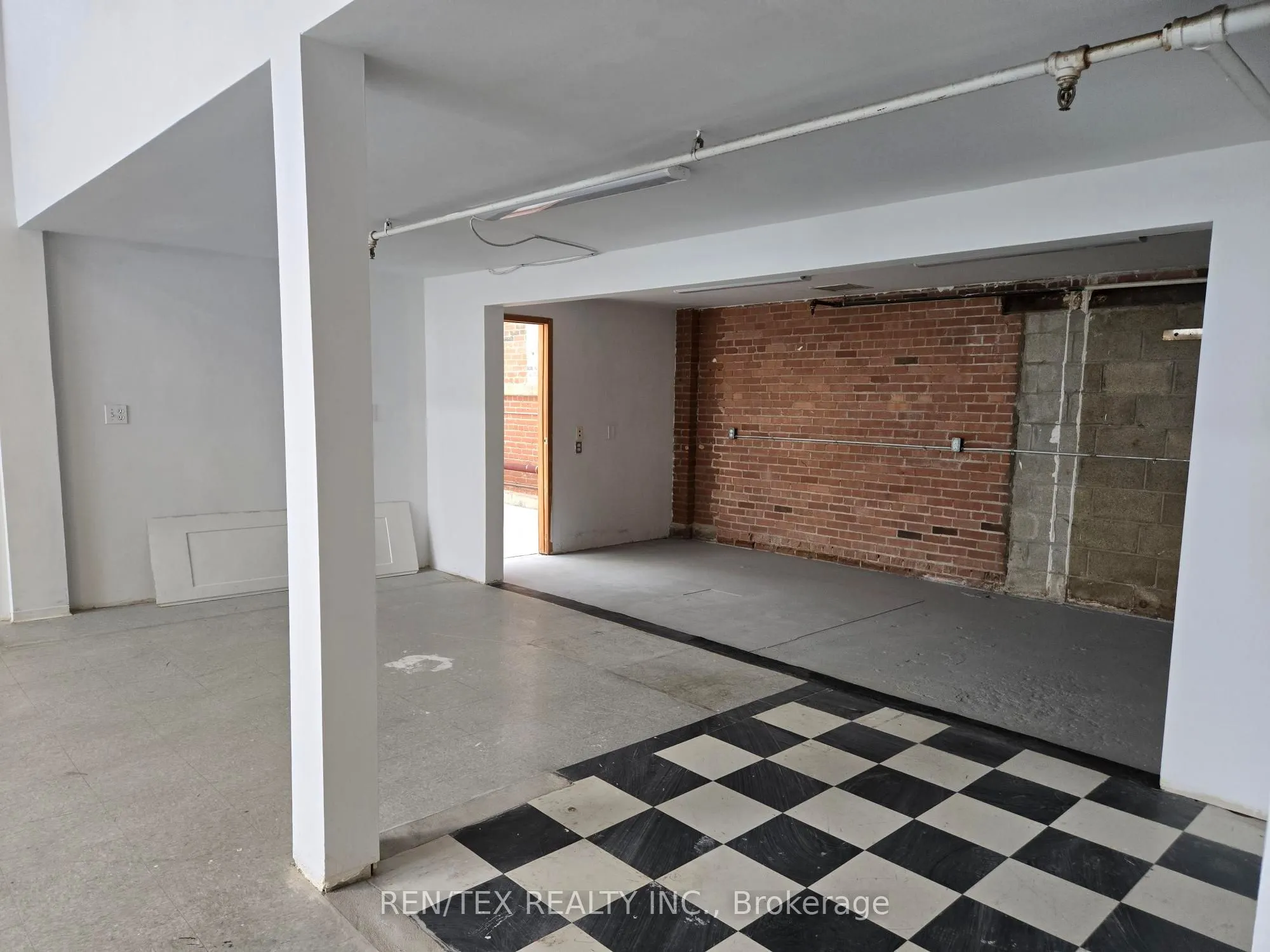 221 Sterling Road E #05