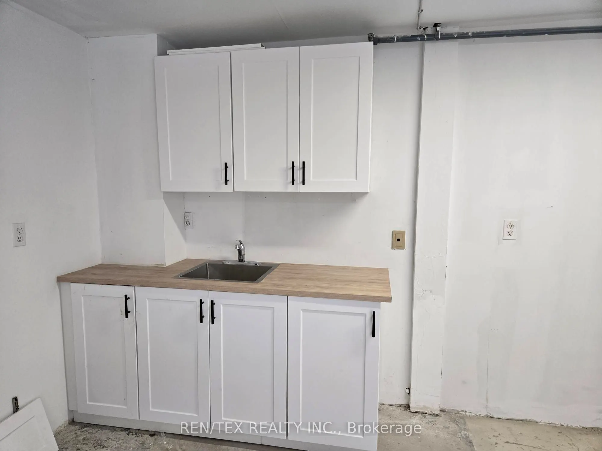221 Sterling Road E #05