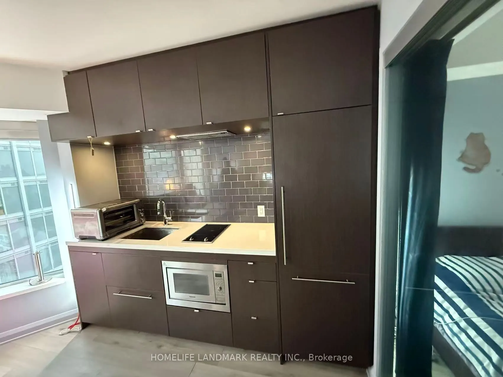 155 Yorkville Avenue #1911
