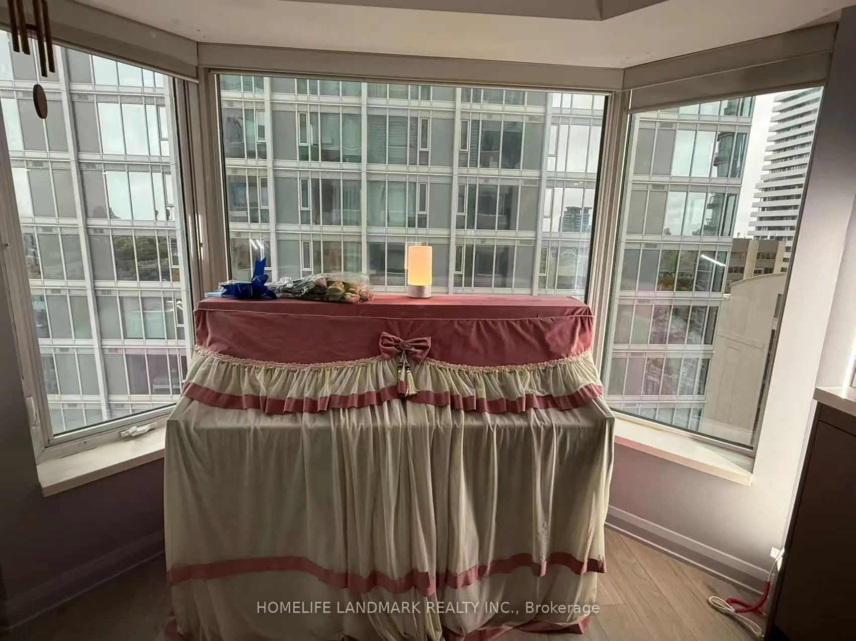 155 Yorkville Avenue #1911