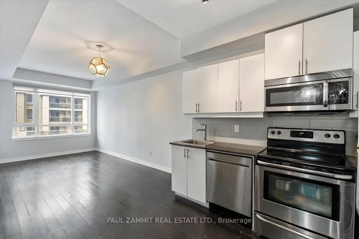17 Kenaston Gardens #311