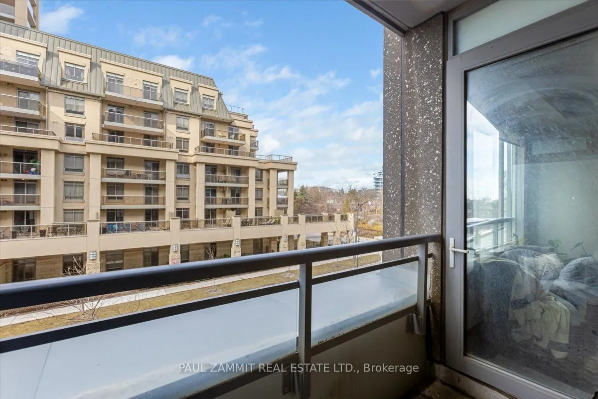 17 Kenaston Gardens #311