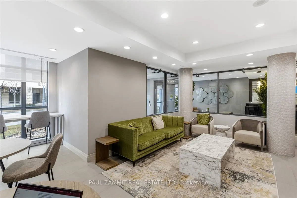 17 Kenaston Gardens #311