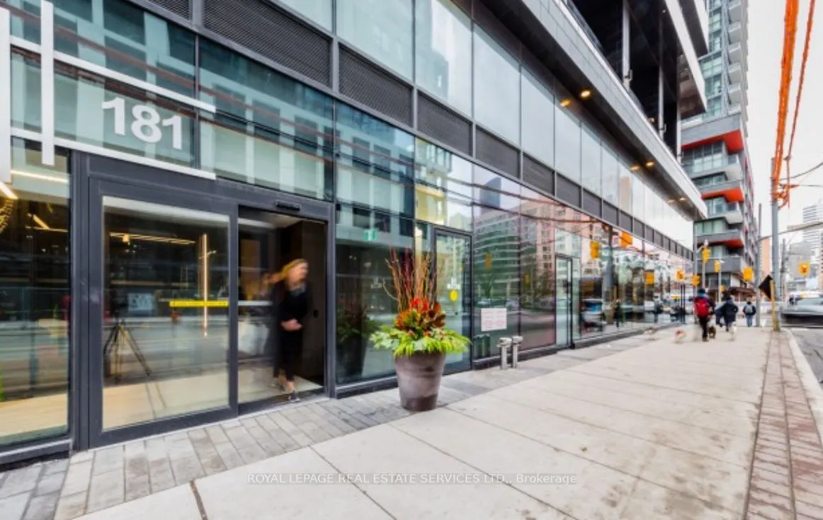 181 Dundas Street E #3010