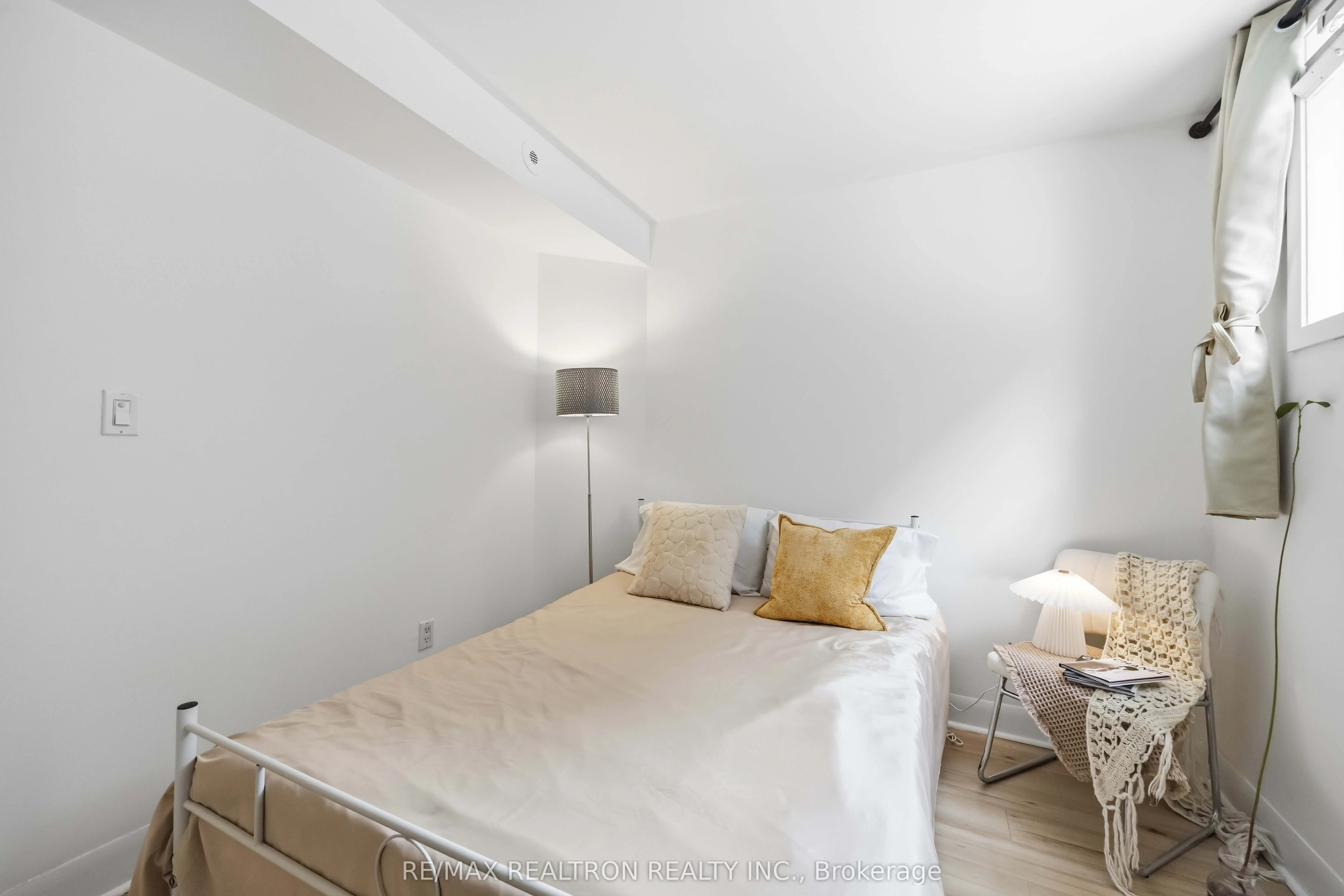 415 Jarvis Street #121