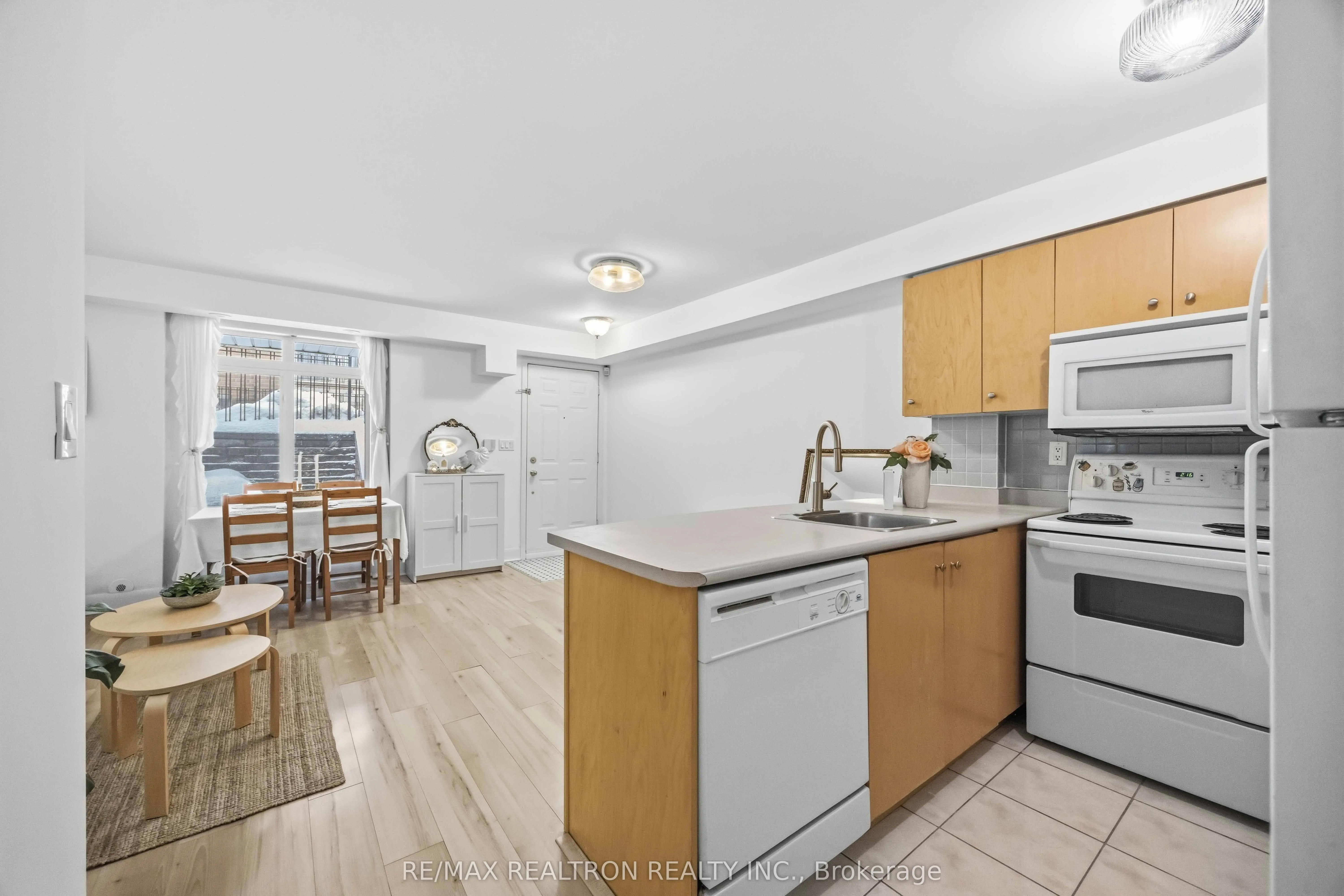 415 Jarvis Street #121