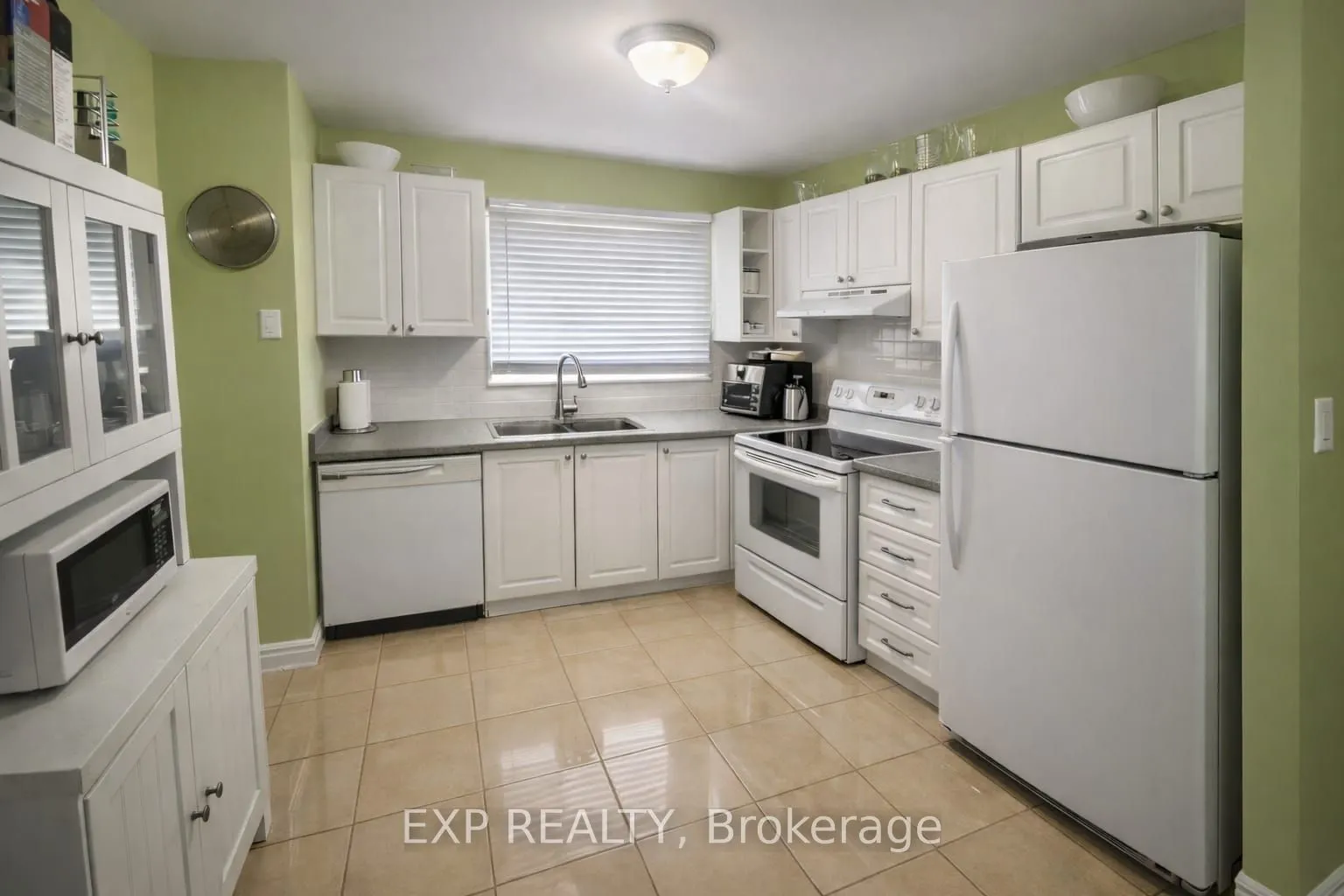 55 Godstone Road #111