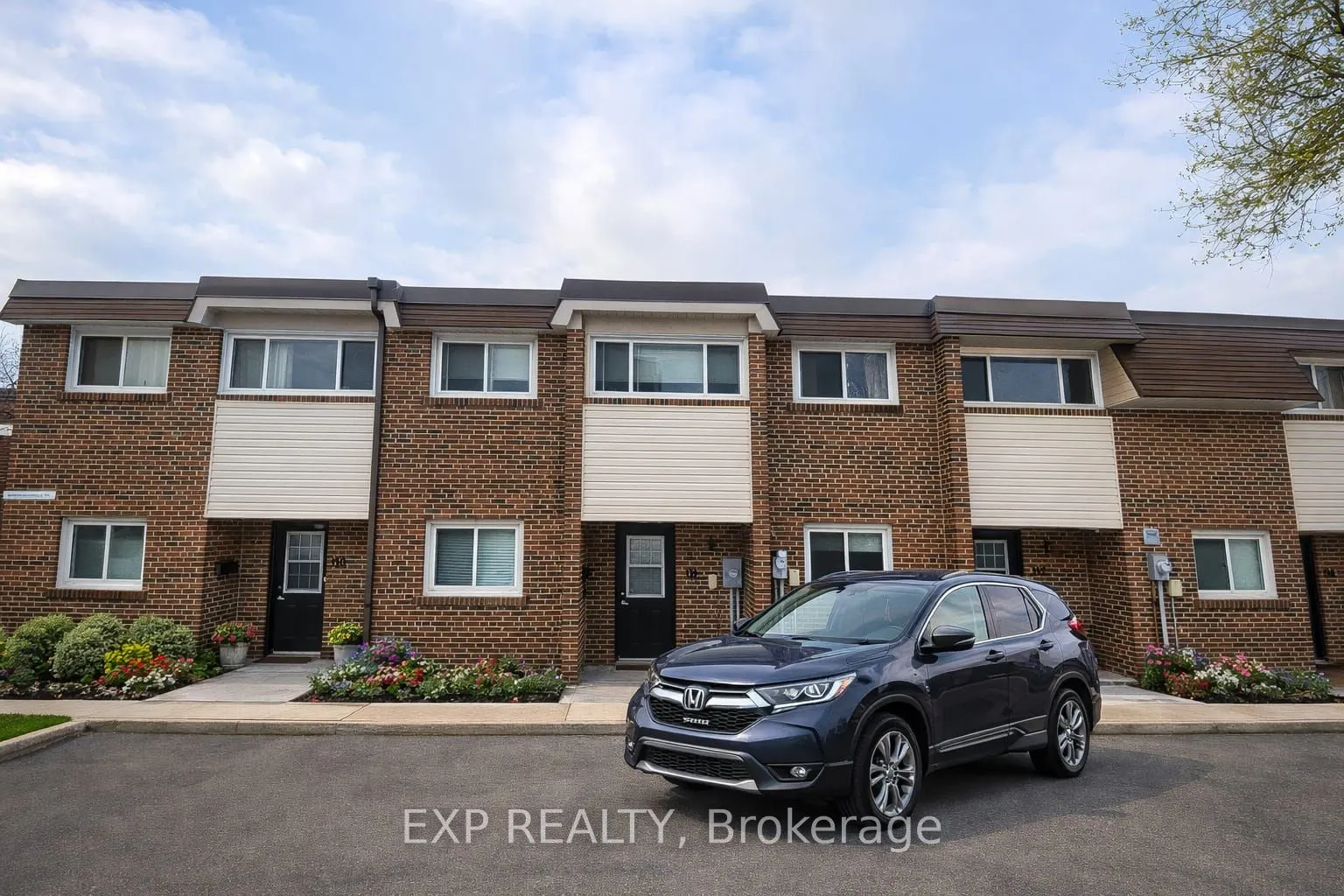 55 Godstone Road #111