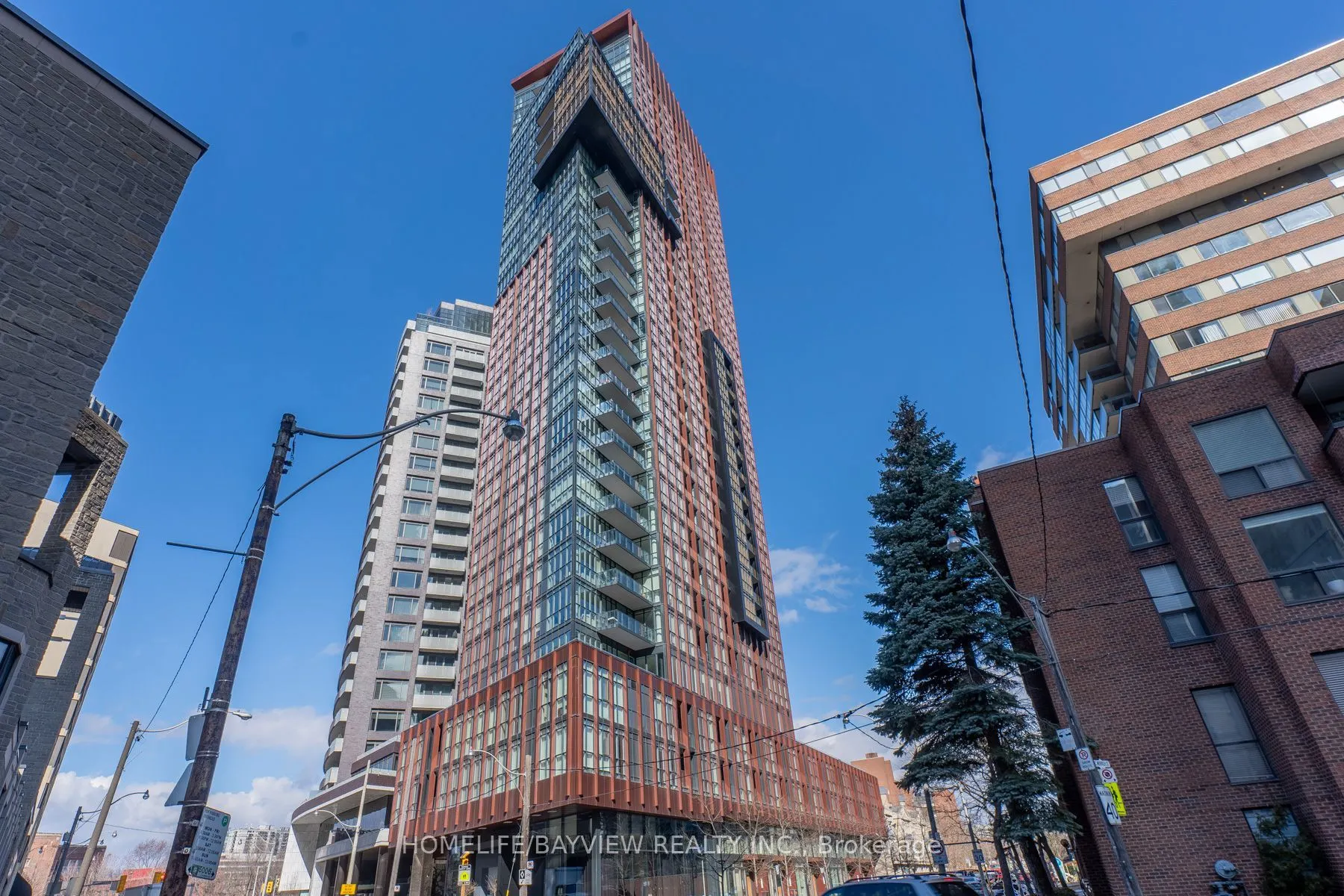 32 Davenport Road #703