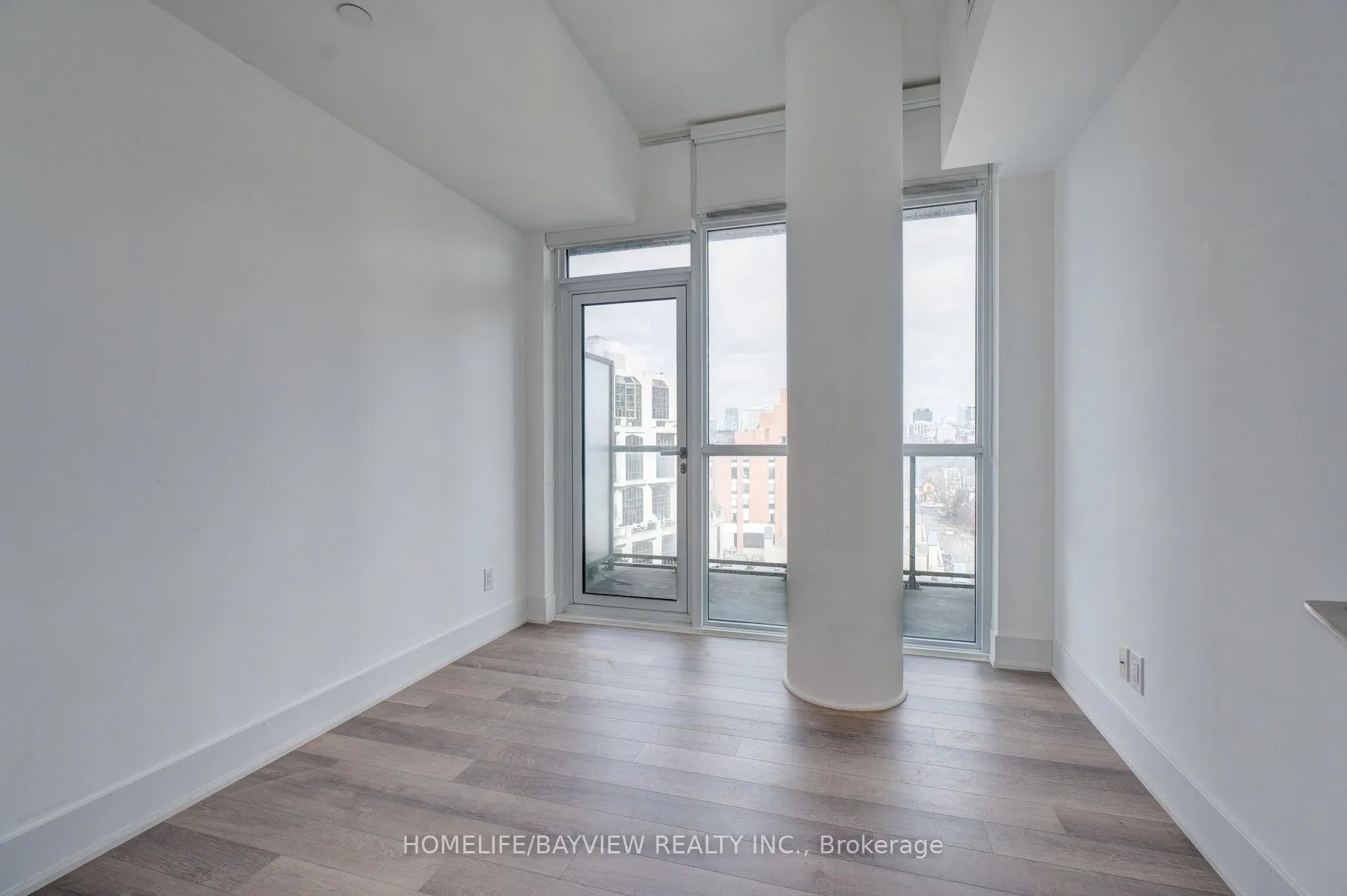 32 Davenport Road #703