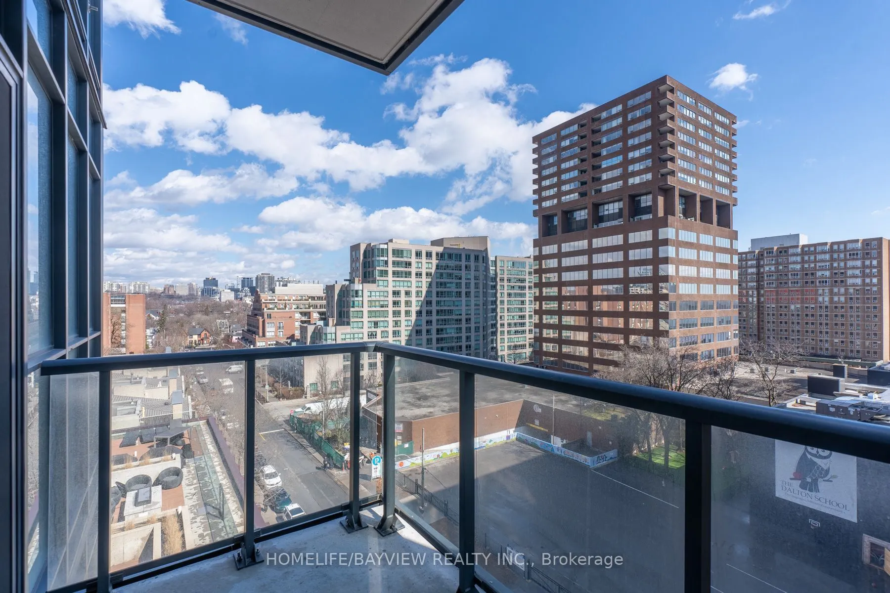 32 Davenport Road #703