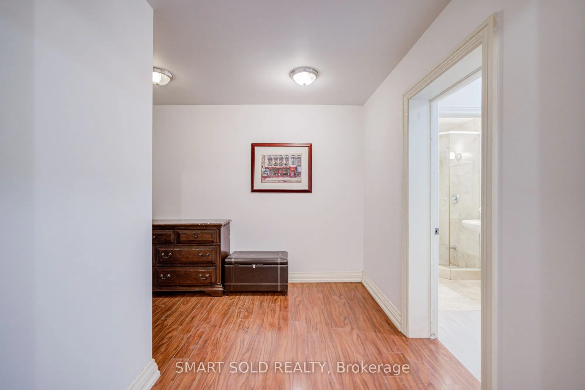 213 Maplehurst Avenue #Lower