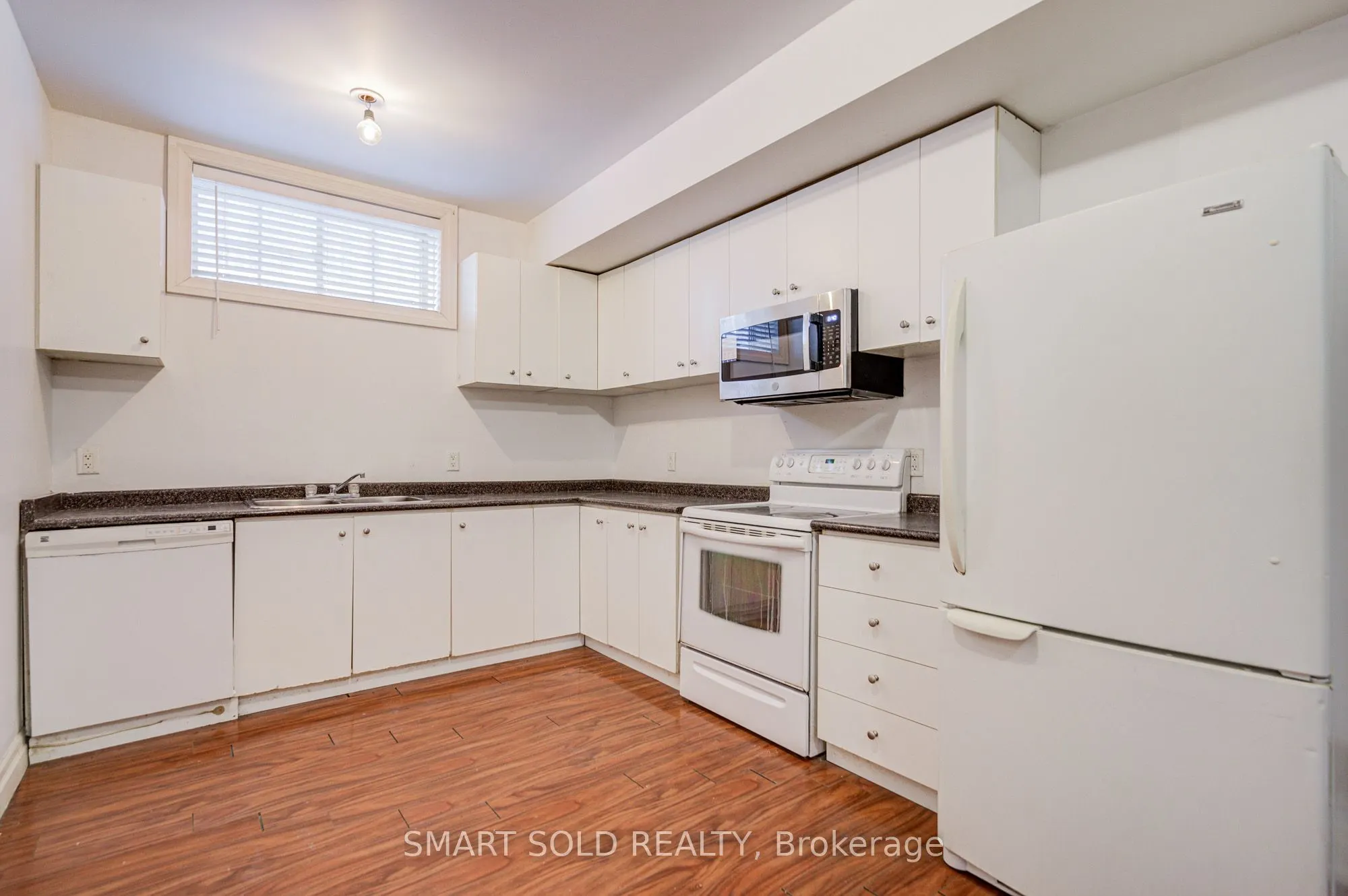 213 Maplehurst Avenue #Lower