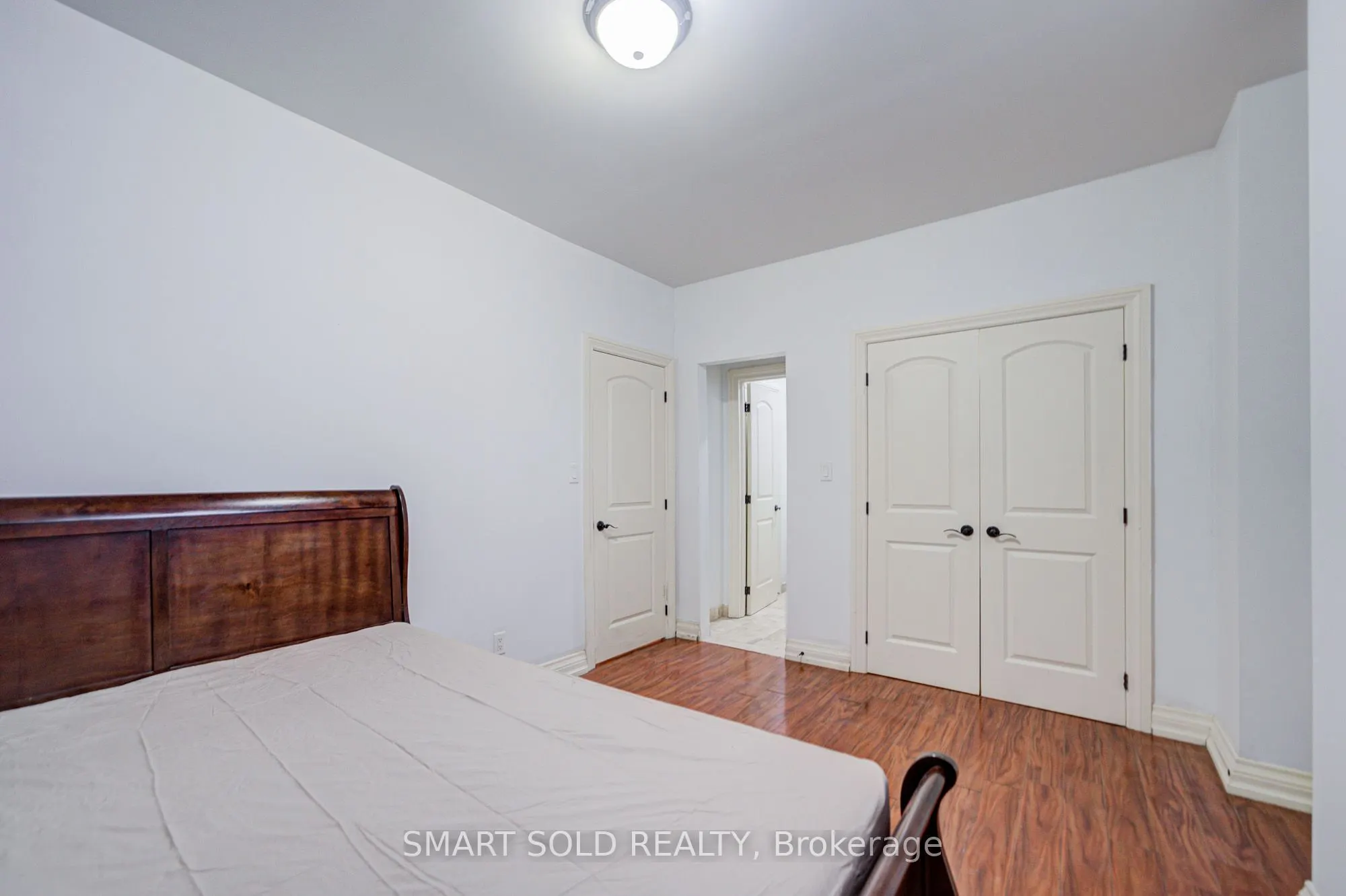 213 Maplehurst Avenue #Lower