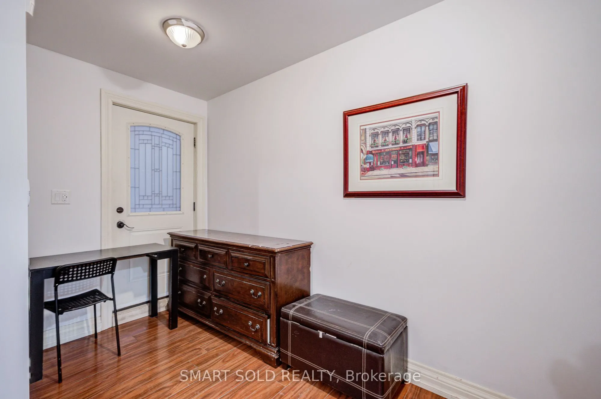 213 Maplehurst Avenue #Lower