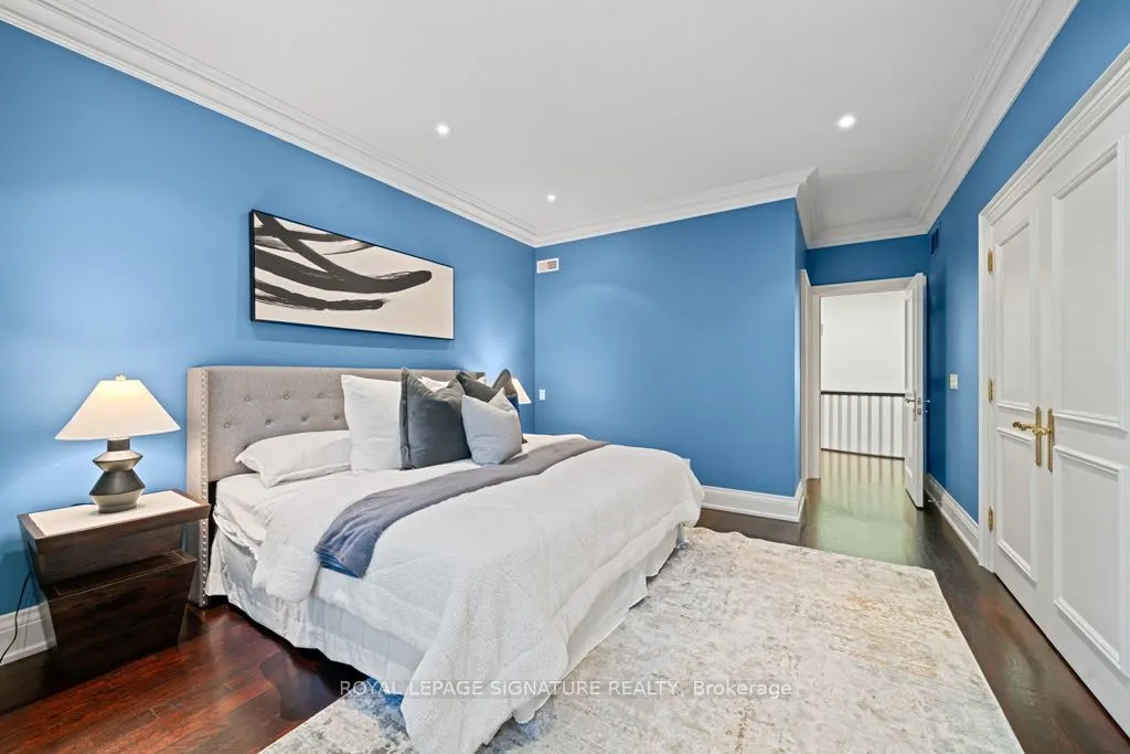 428 Glengrove Avenue
