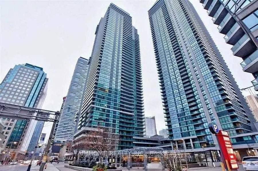 33 Bay Street #2605