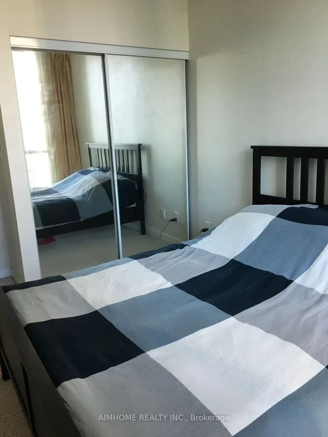 33 Bay Street #2605