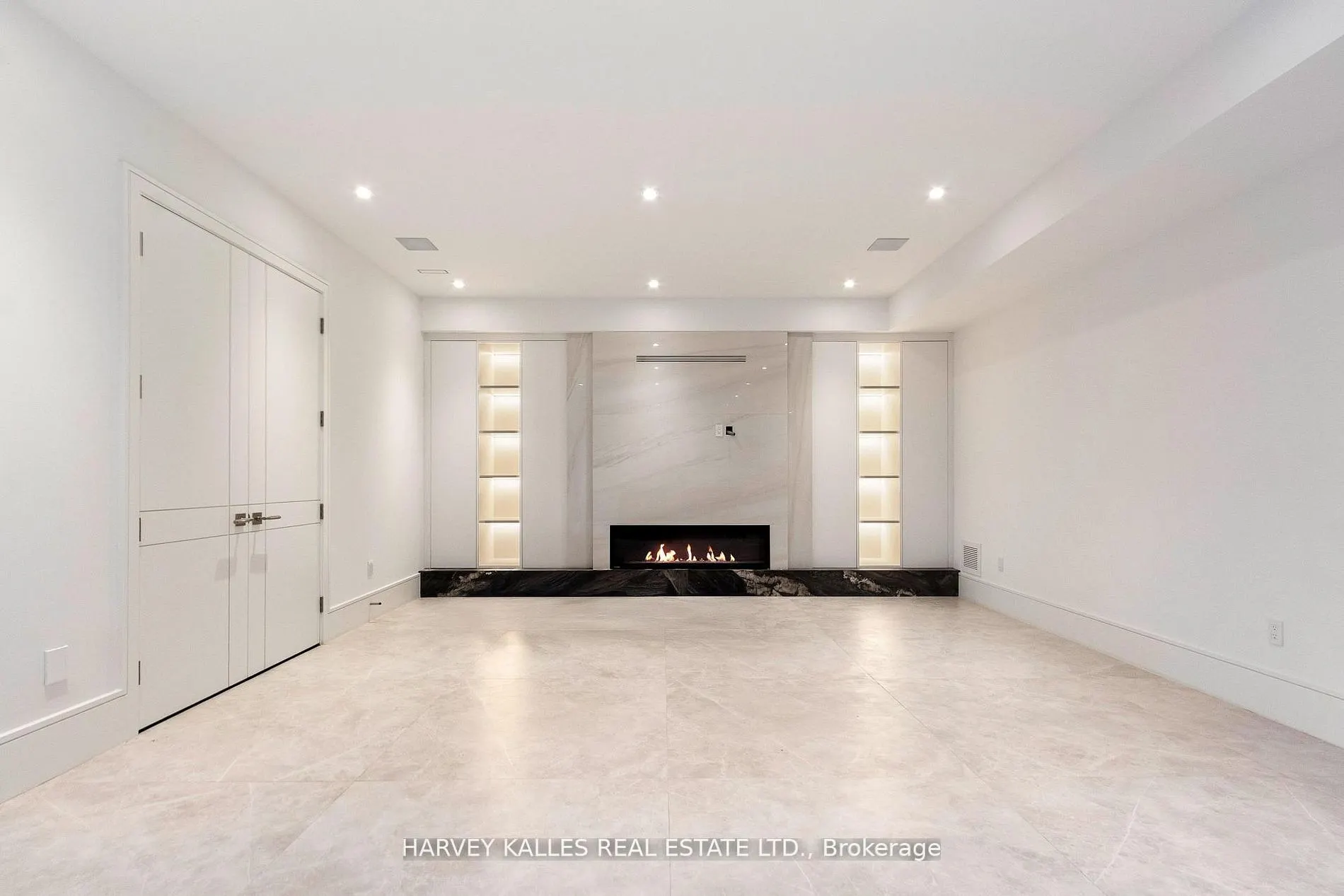 370 Glengrove Avenue W