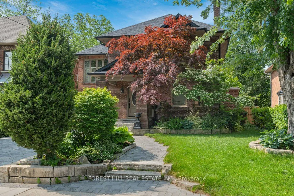 82 Brooke Avenue