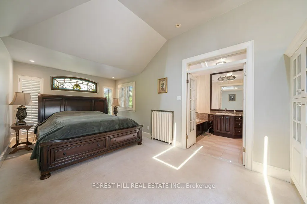82 Brooke Avenue