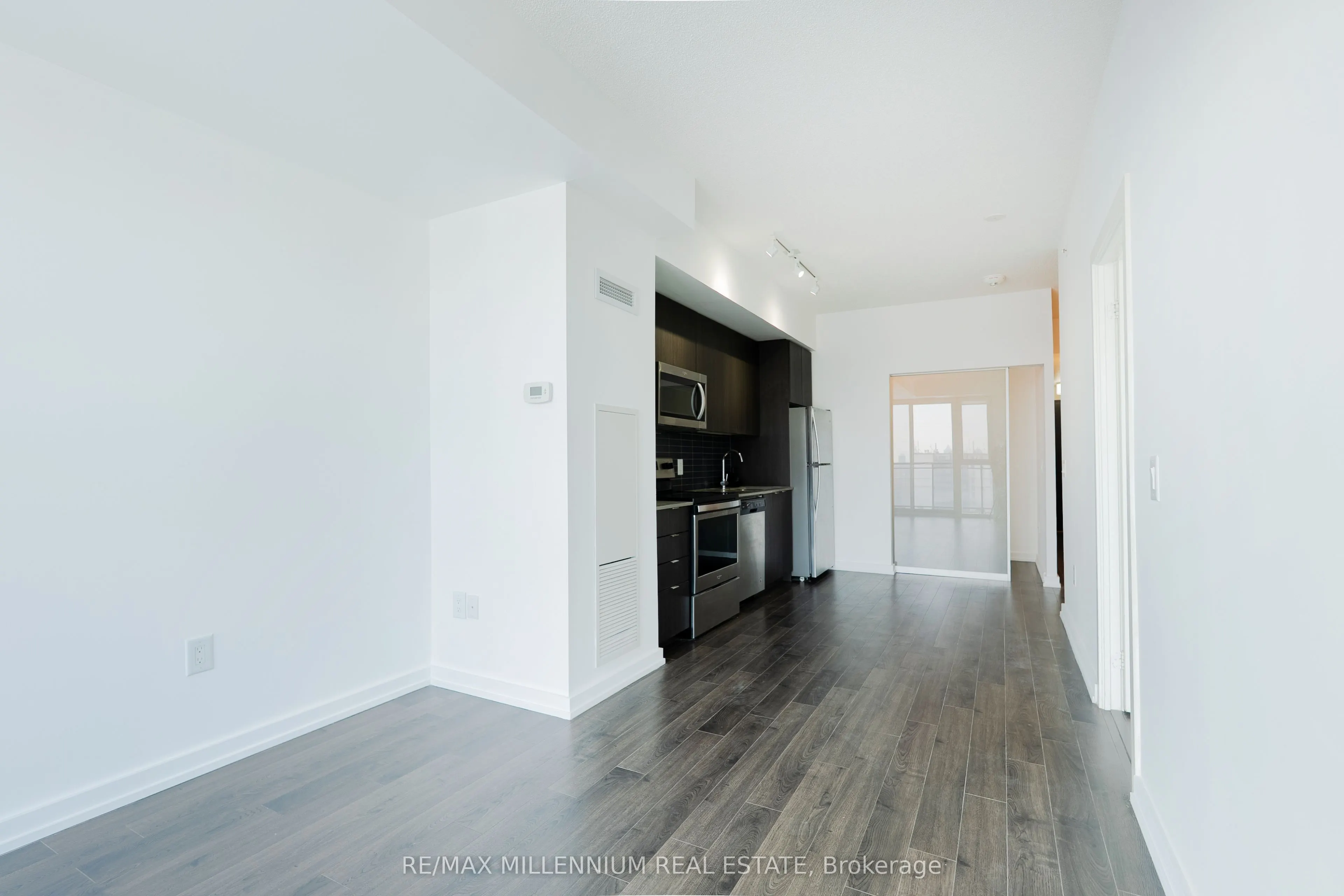 3237 Bayview Avenue #1112