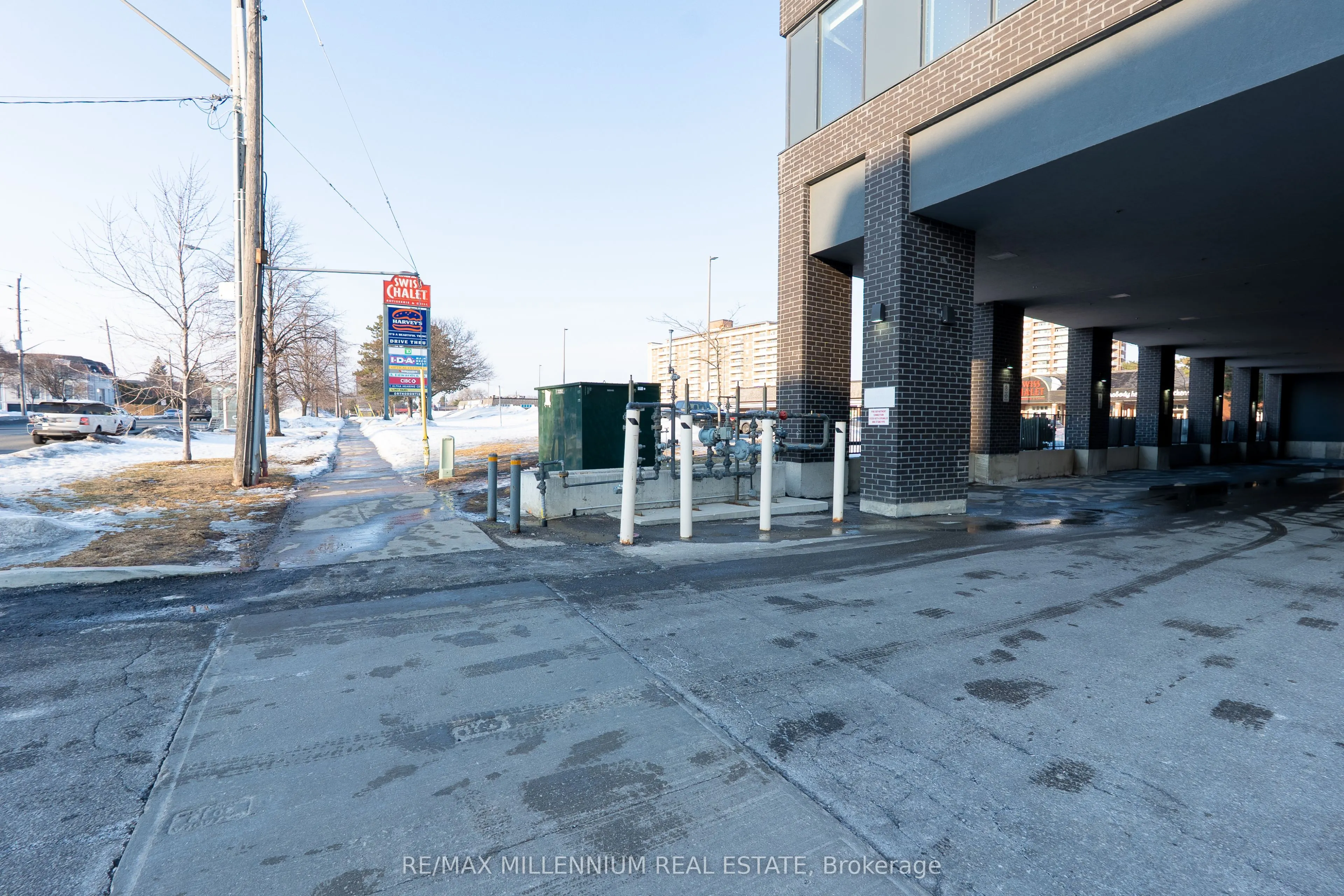 3237 Bayview Avenue #1112