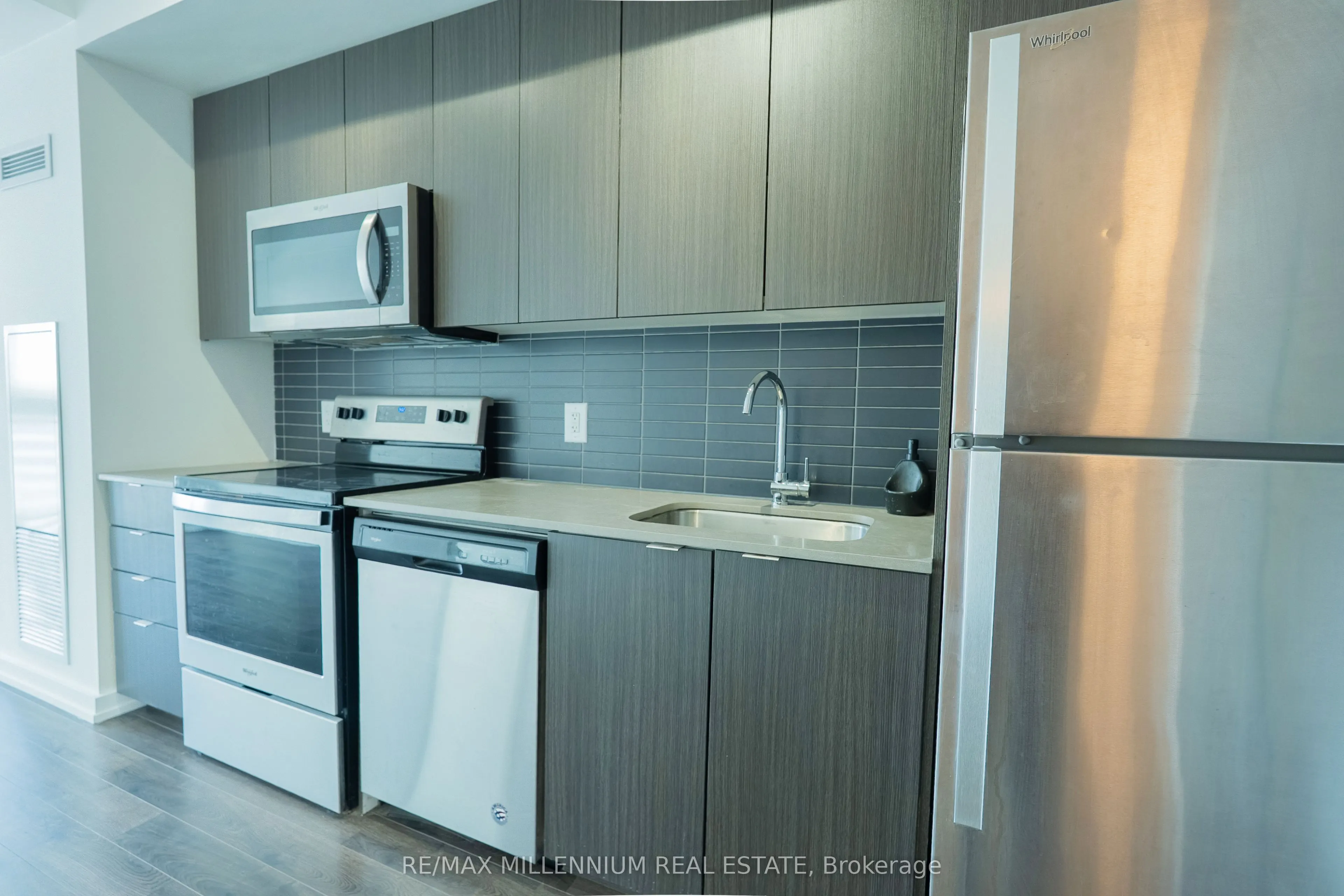 3237 Bayview Avenue #1112