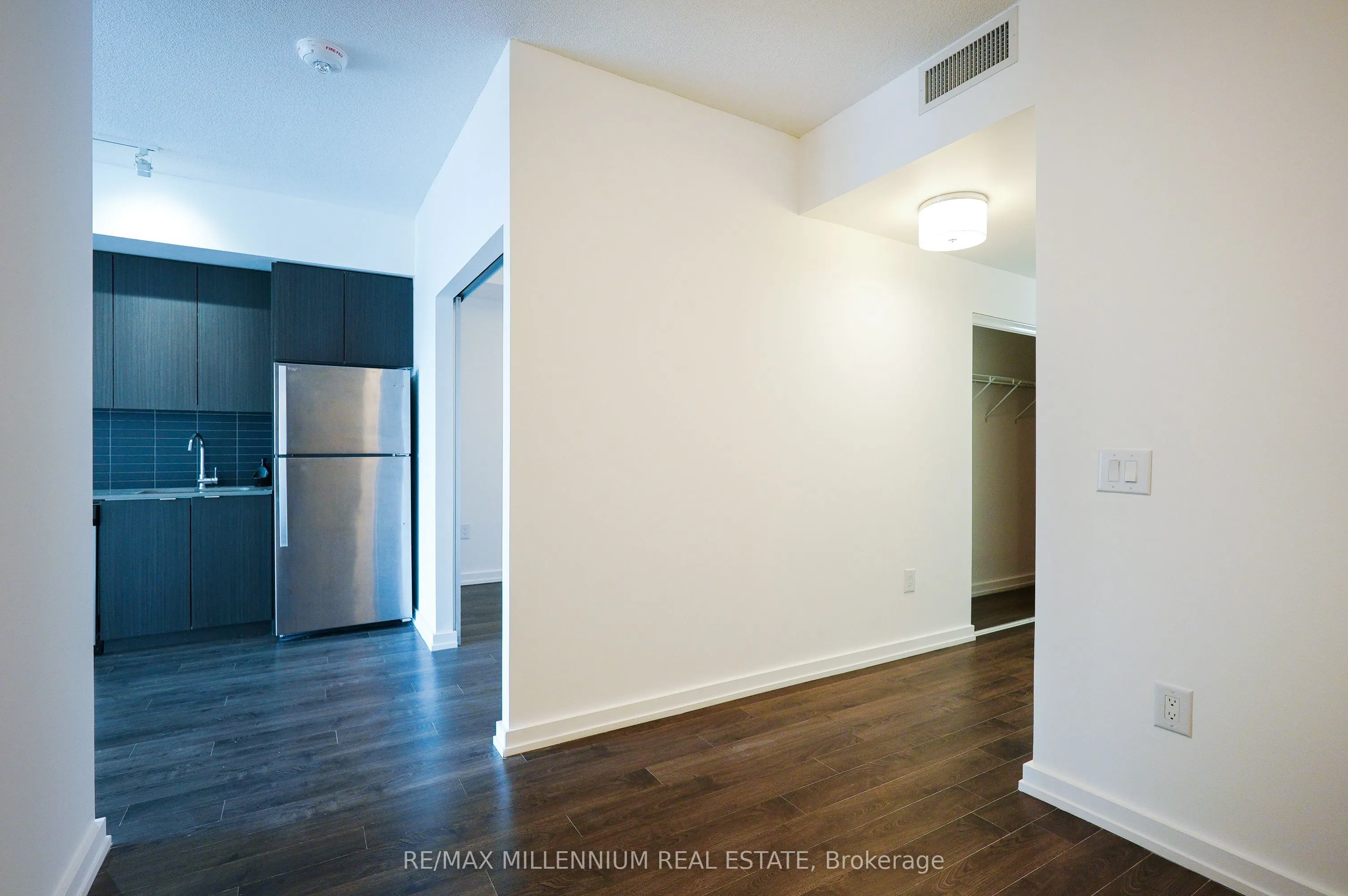 3237 Bayview Avenue #1112