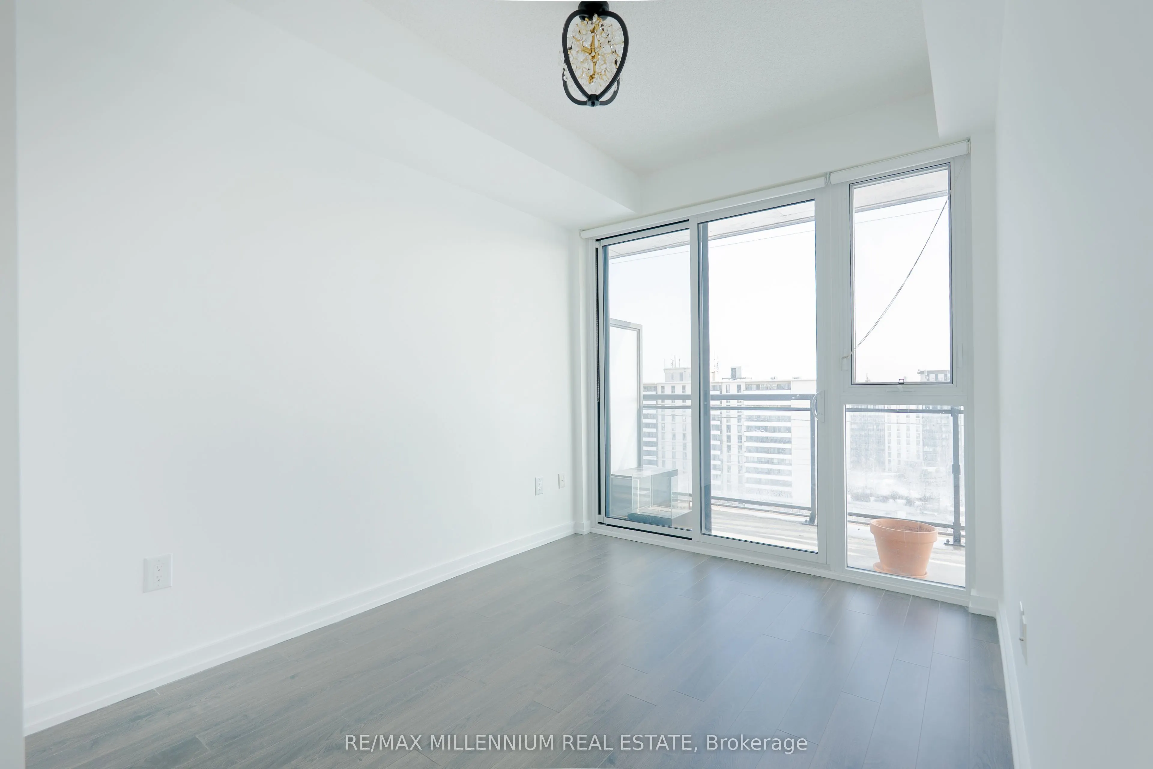 3237 Bayview Avenue #1112
