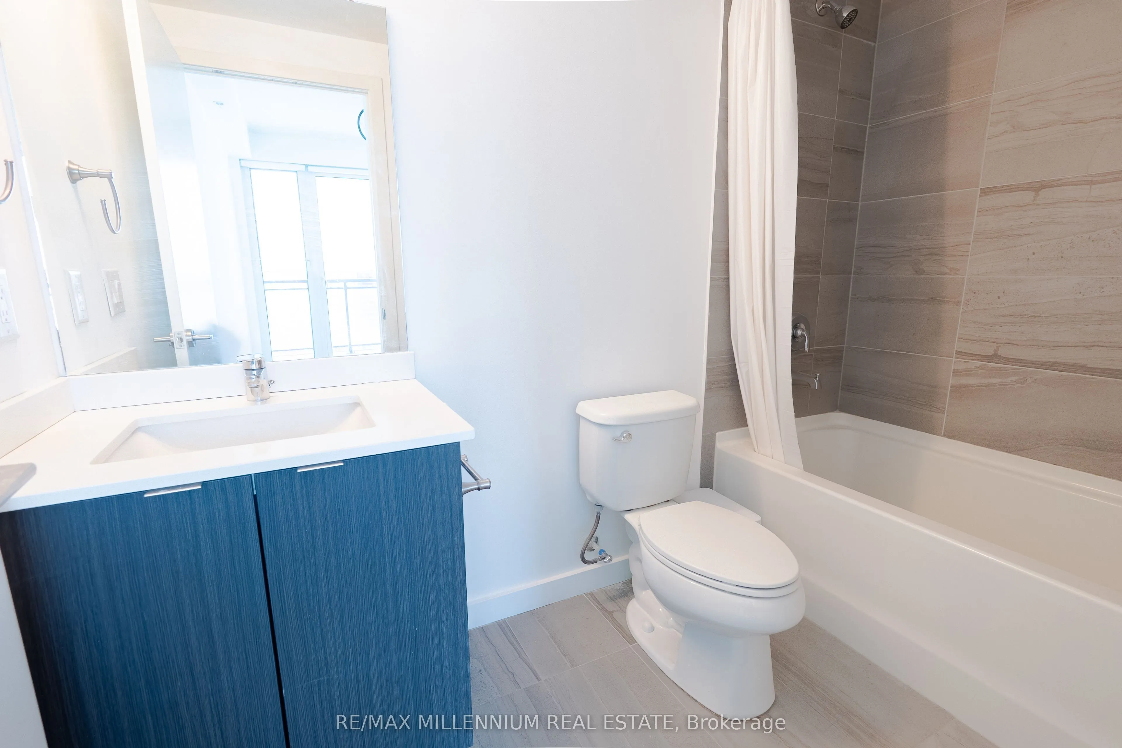 3237 Bayview Avenue #1112
