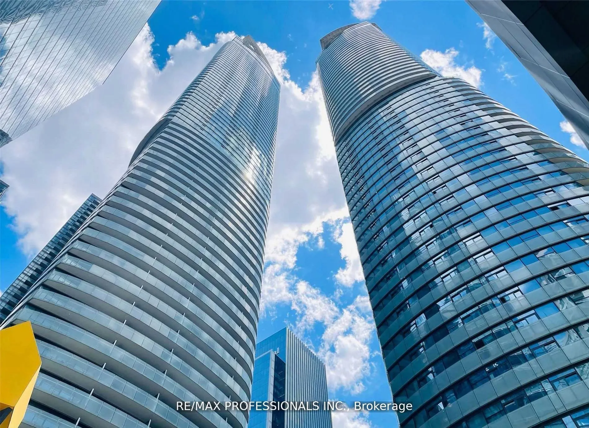 12 York Street #2503