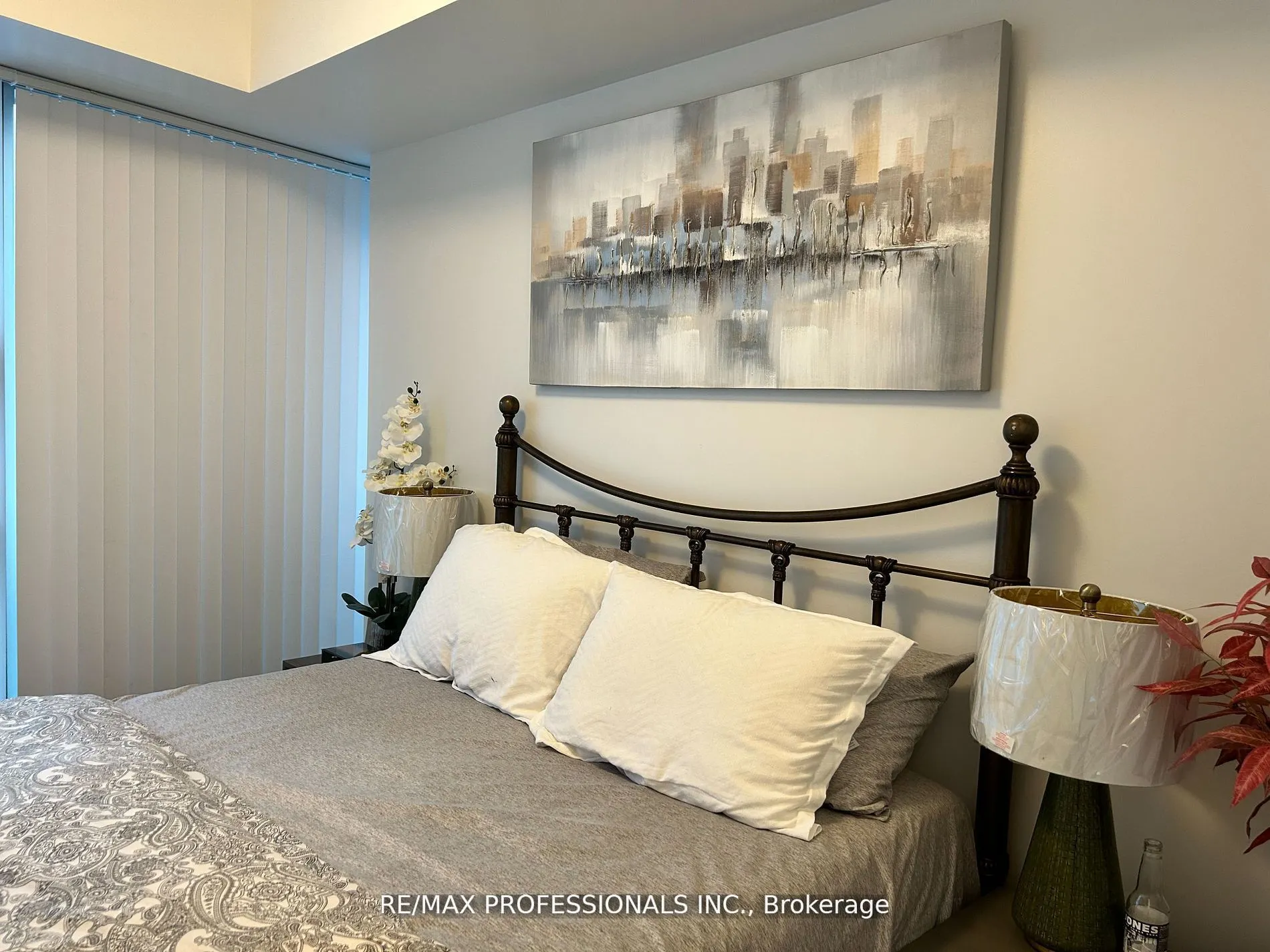 12 York Street #2503