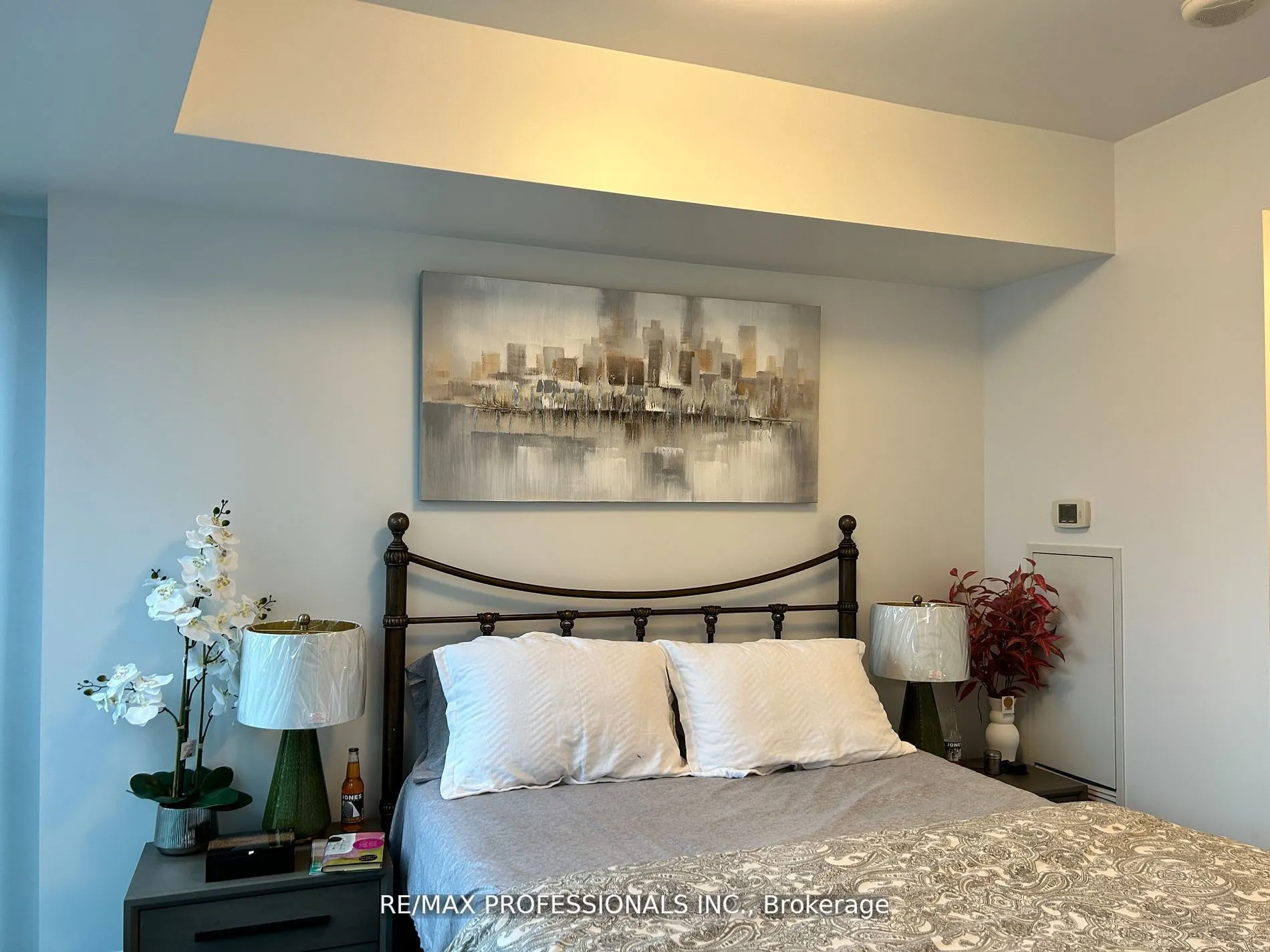 12 York Street #2503