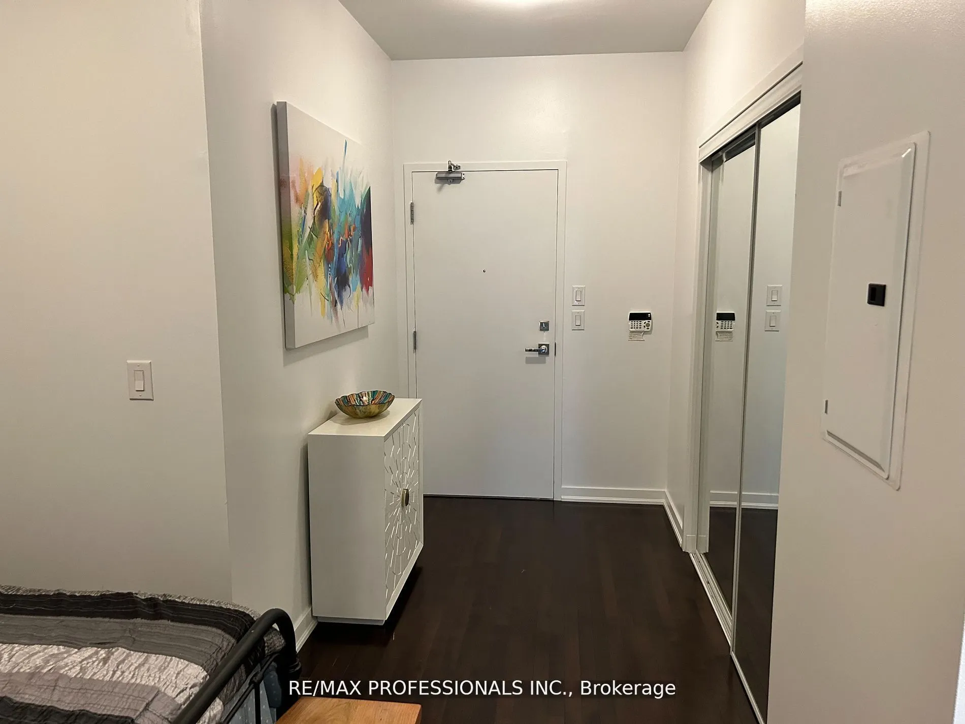 12 York Street #2503
