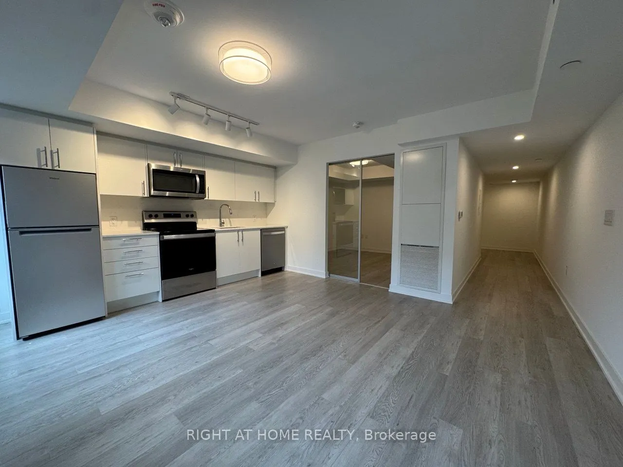 3 Strathgowan Avenue #324