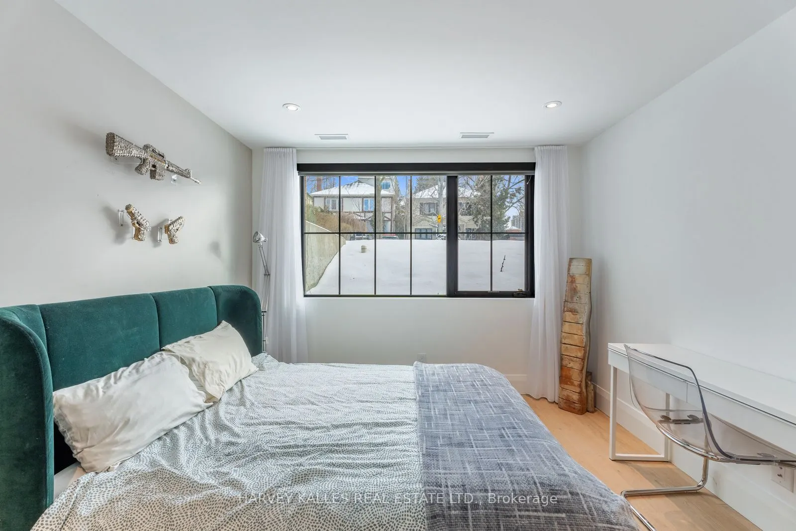 34 Coulson Avenue #B