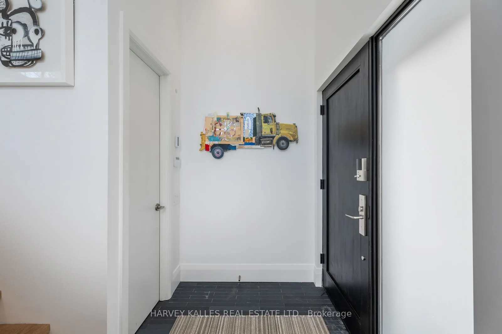34 Coulson Avenue #B