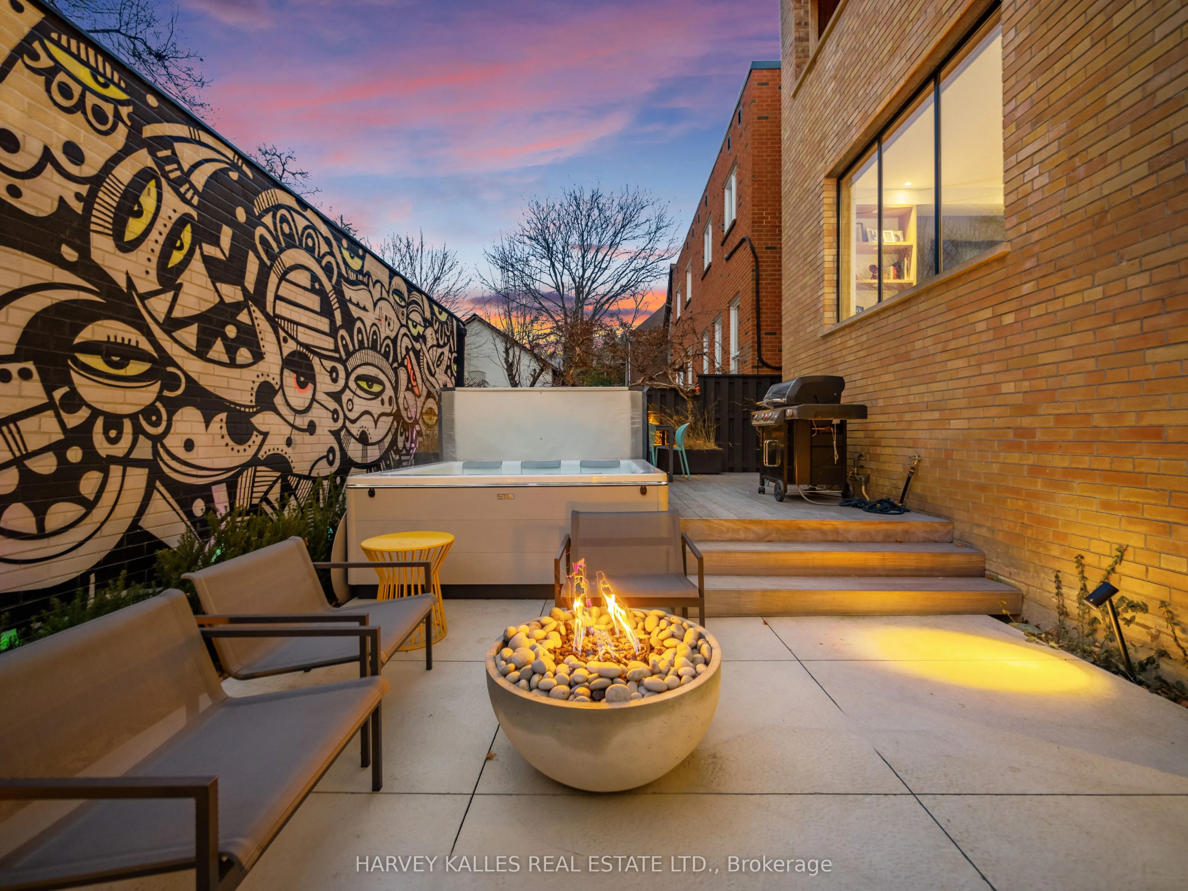 34 Coulson Avenue #B