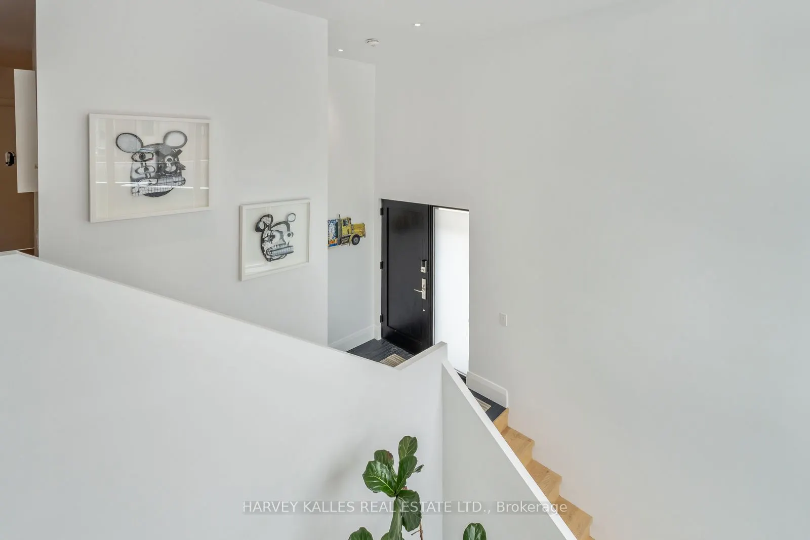34 Coulson Avenue #B