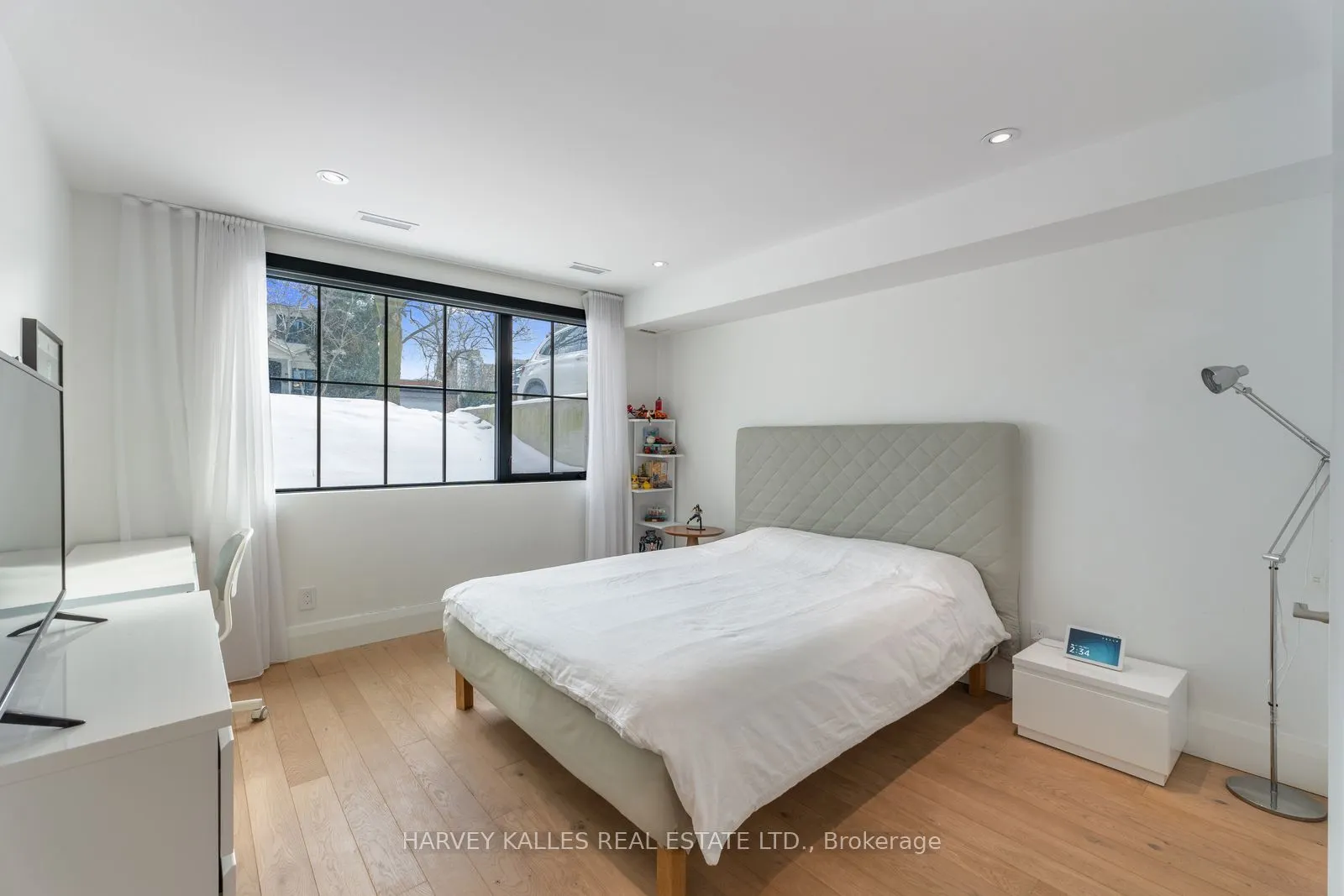 34 Coulson Avenue #B