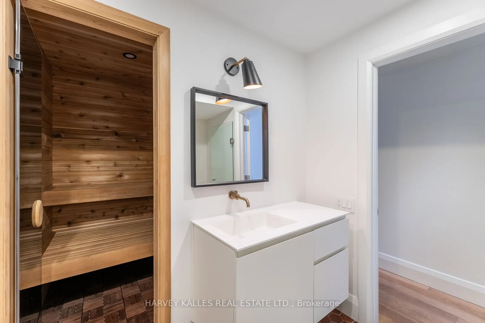 34 Coulson Avenue #B