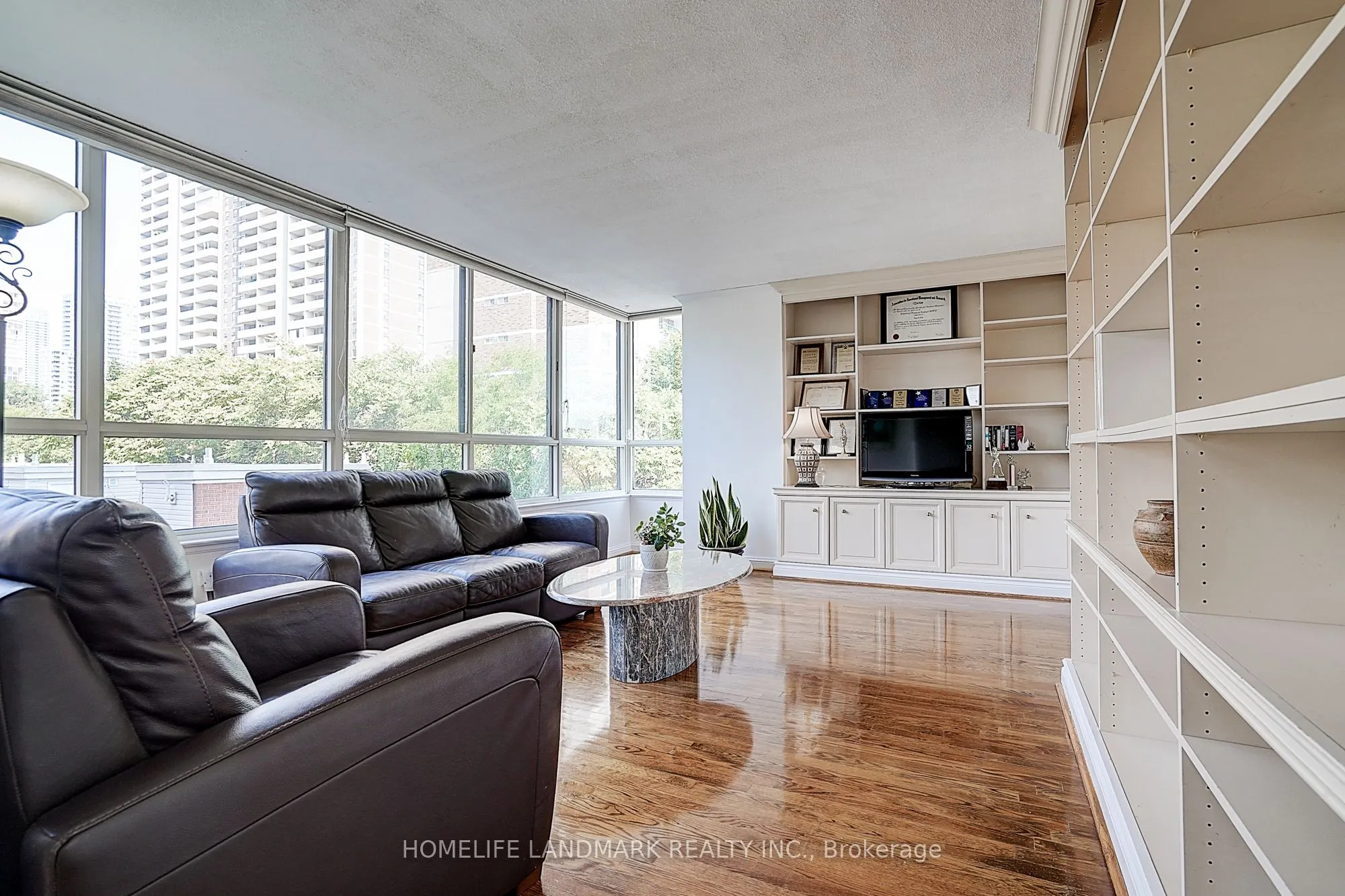 130 Carlton Street #503