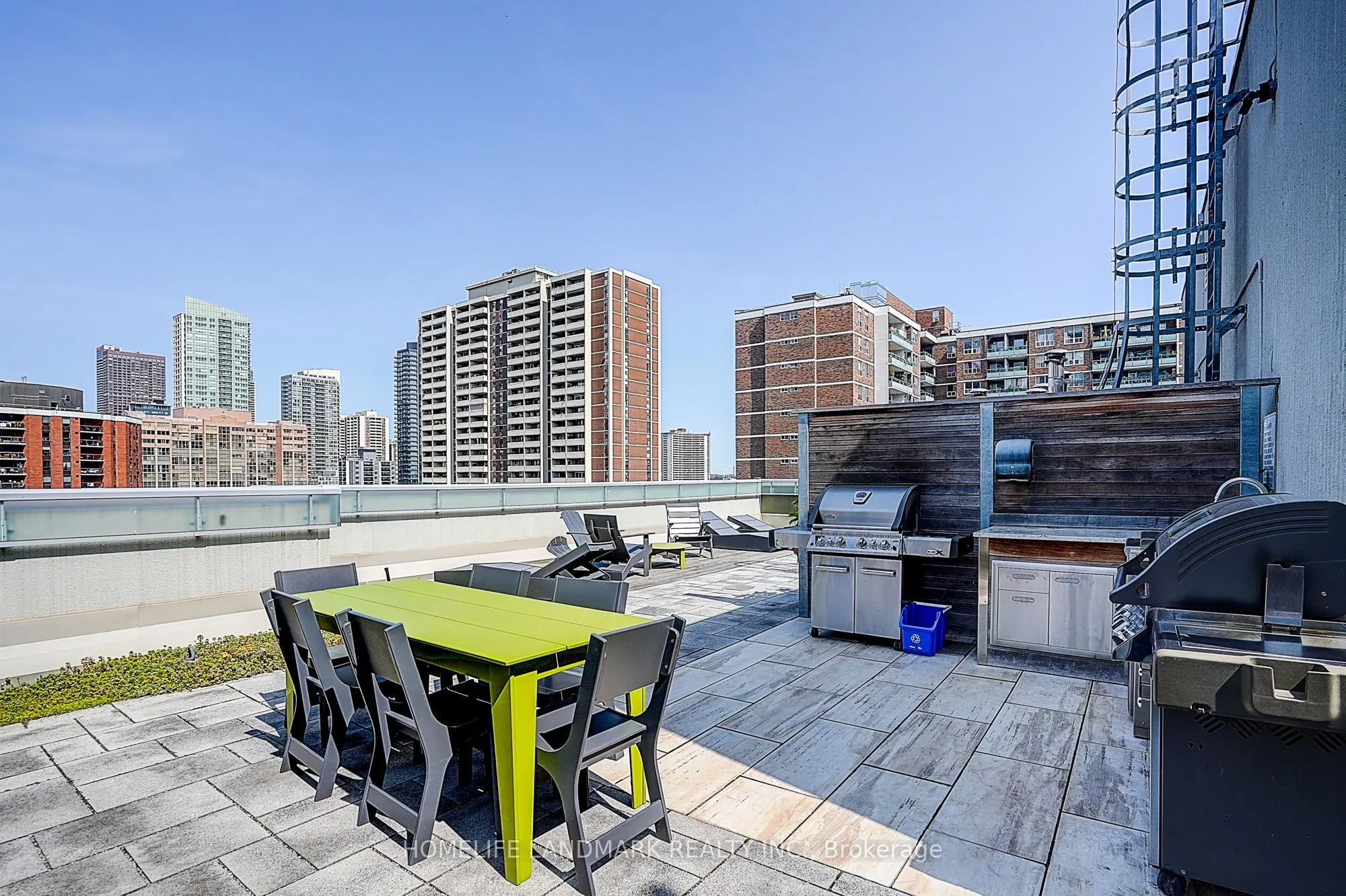 130 Carlton Street #503