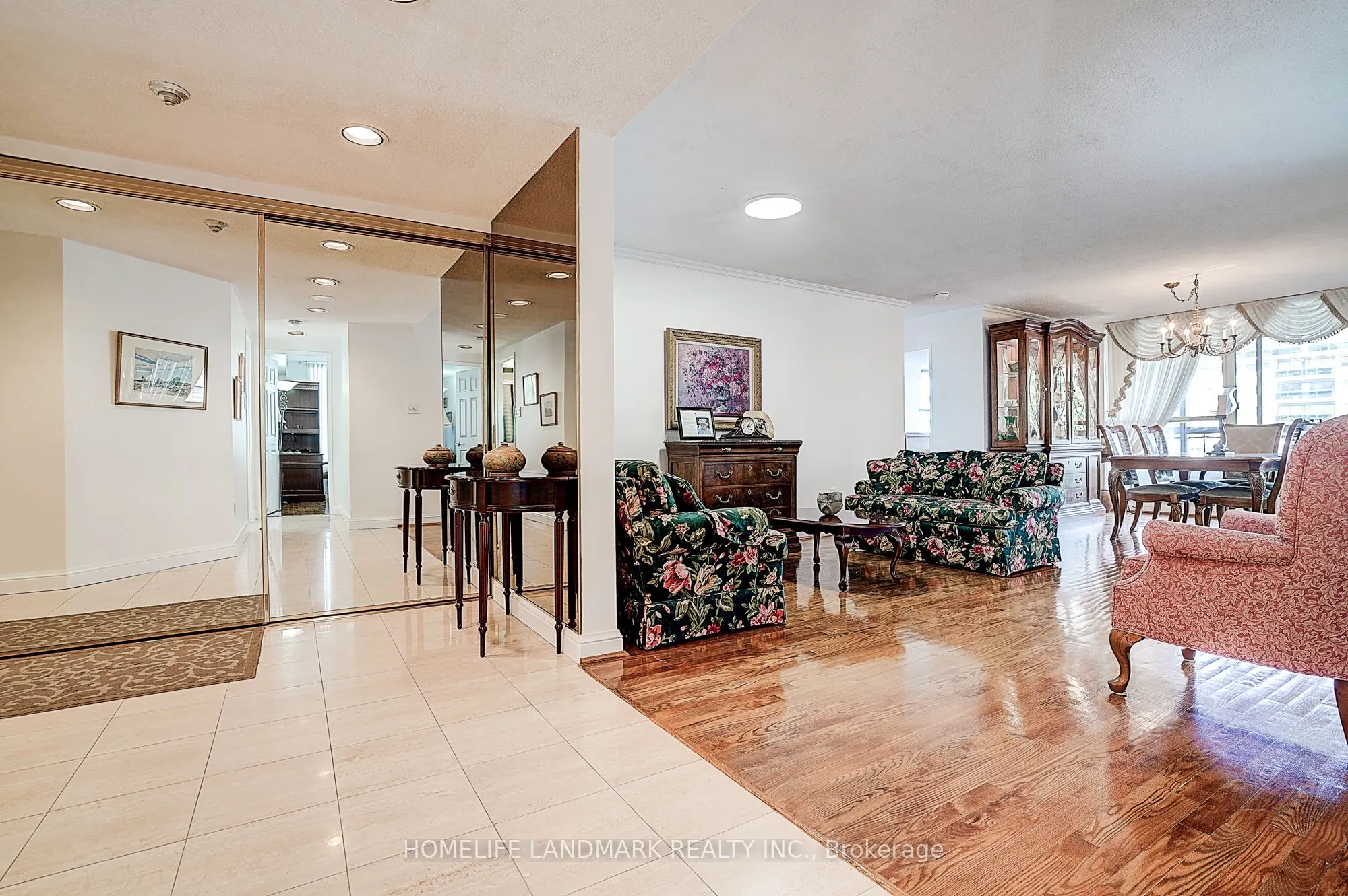 130 Carlton Street #503