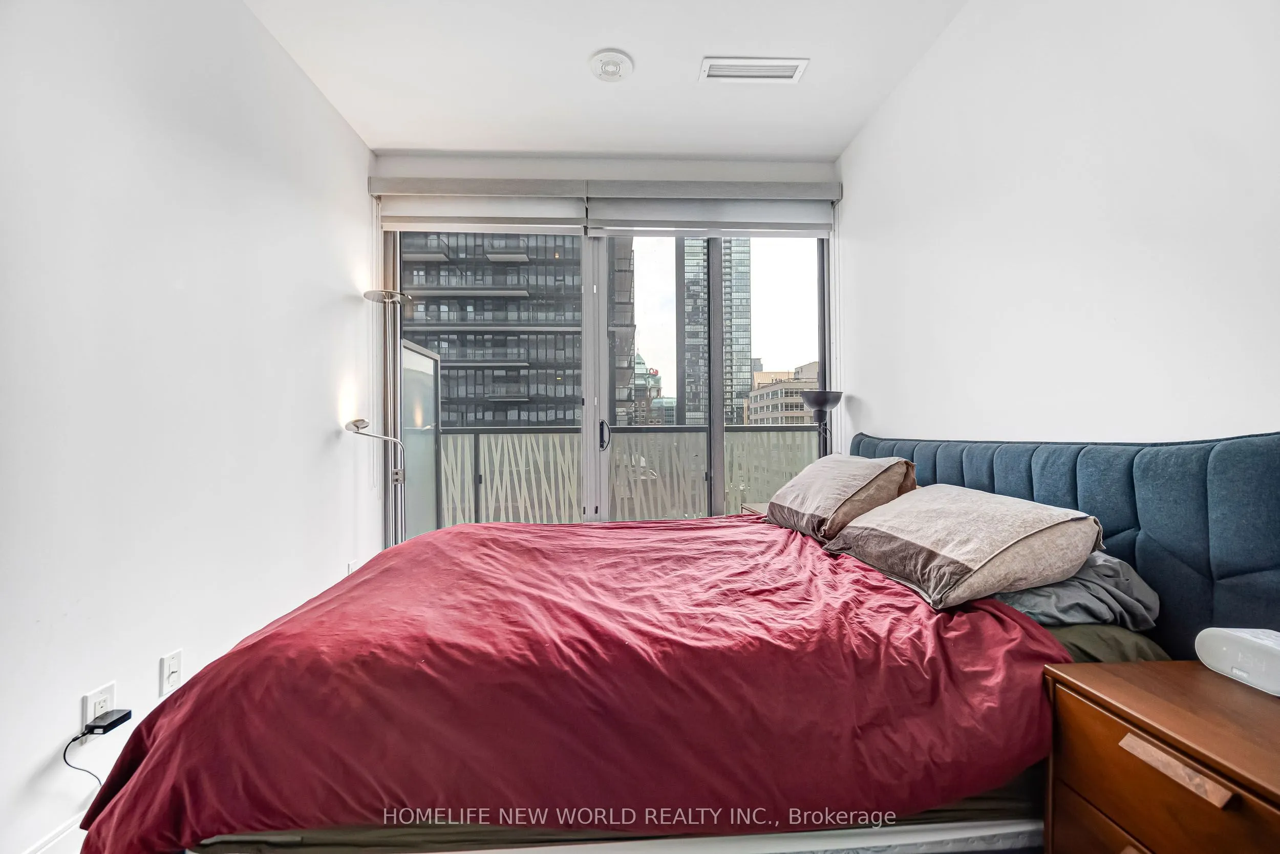 50 Charles Street E #1103