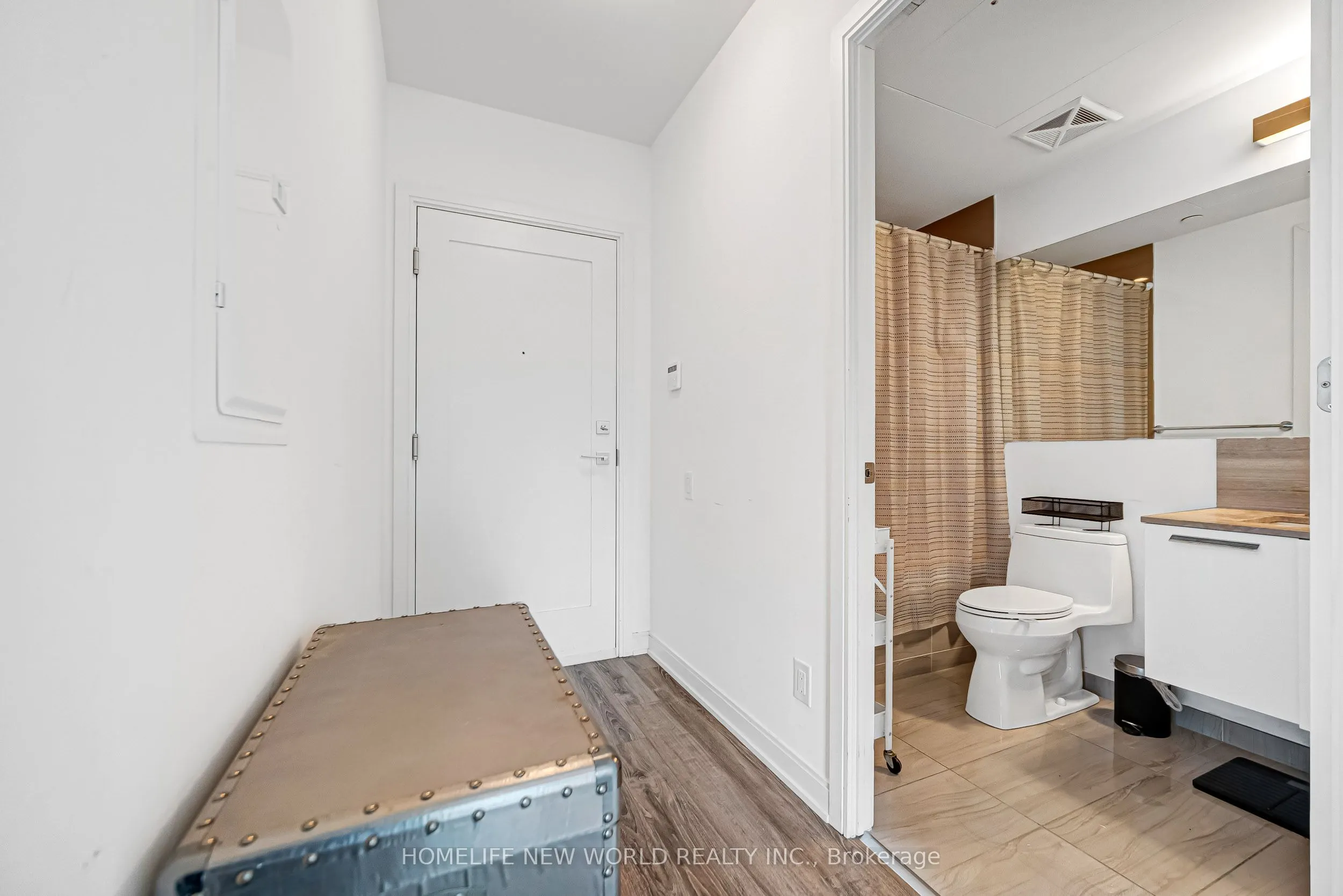 50 Charles Street E #1103