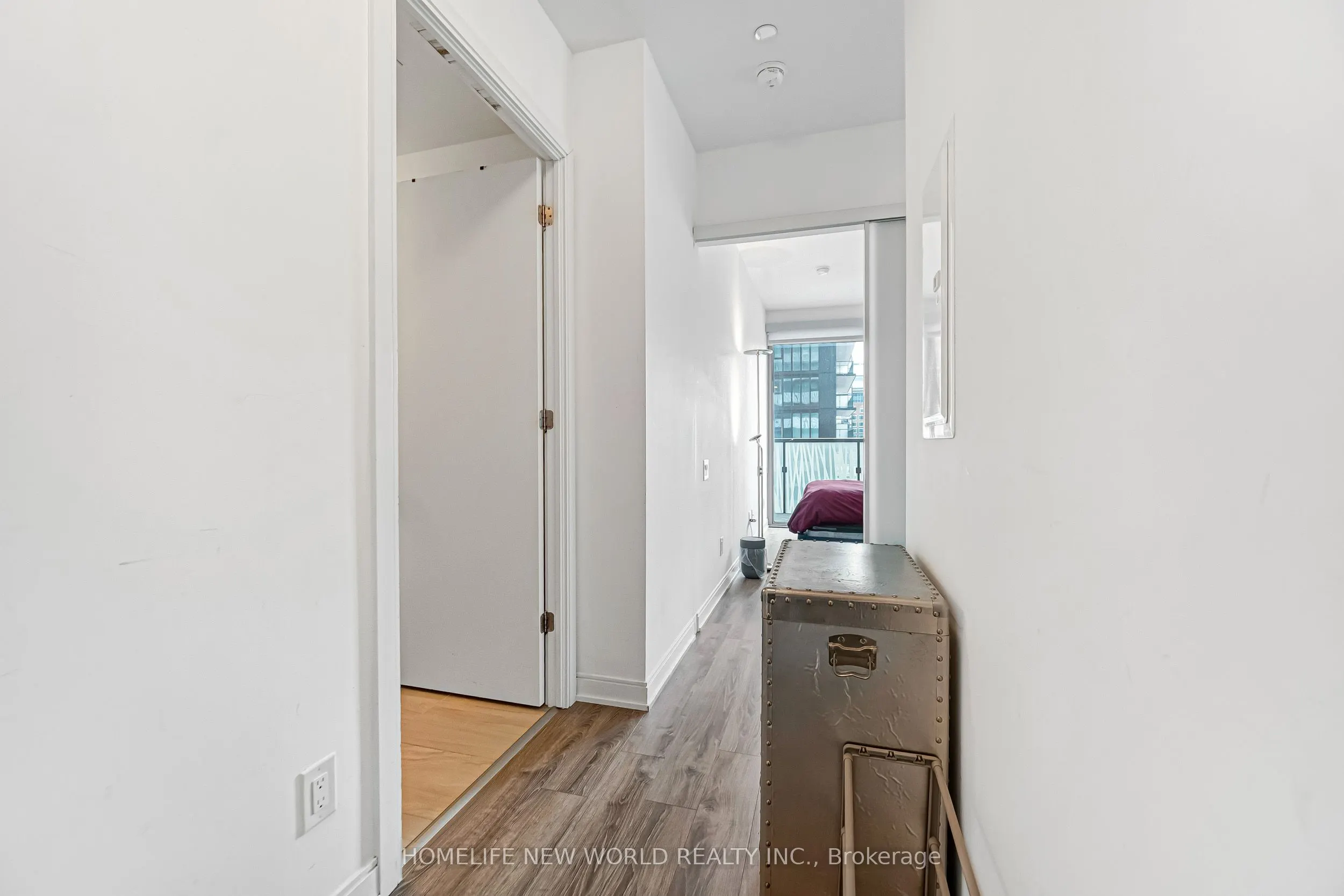 50 Charles Street E #1103