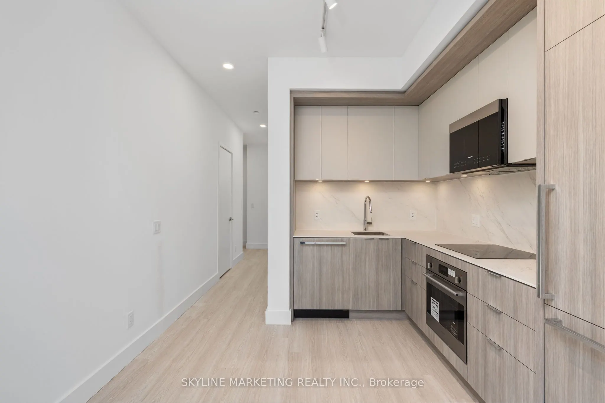 6 Greenbriar Road #210